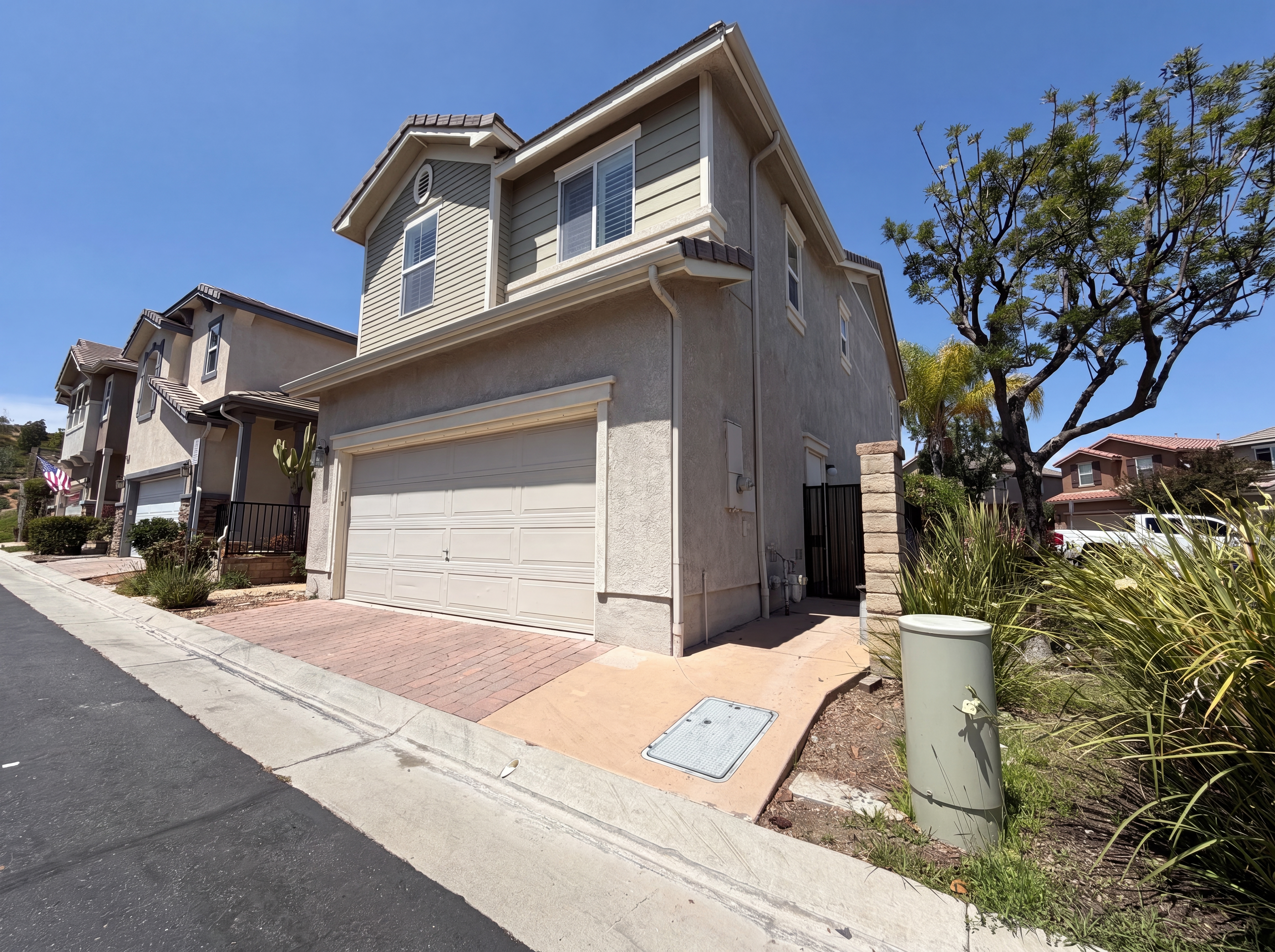 Photo 21 of 26 of 29202 Cowboy Ct, Valencia, CA