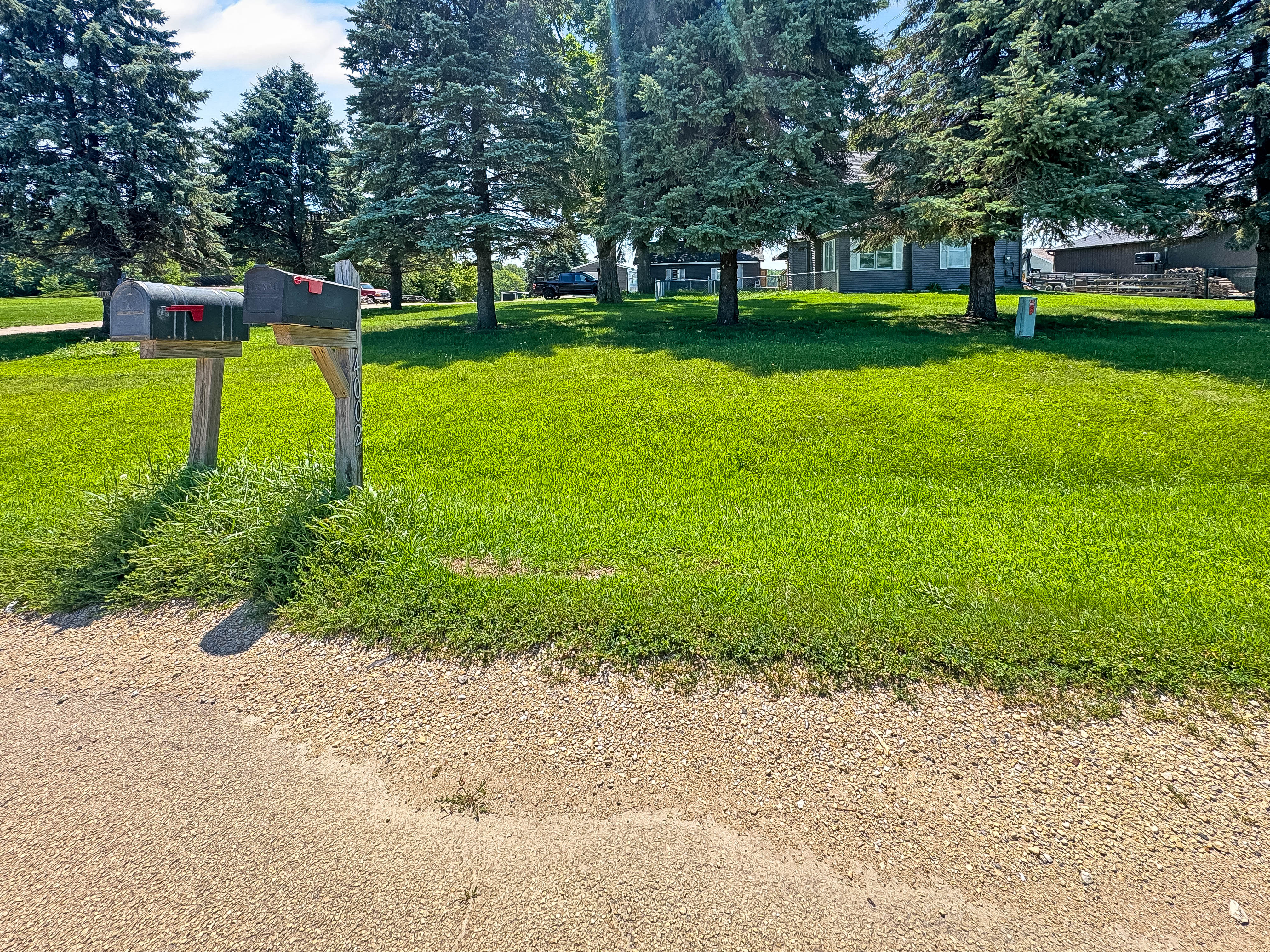 Photo 5 of 21 of 4002 W Rock Falls Rd, Rock Falls, IL