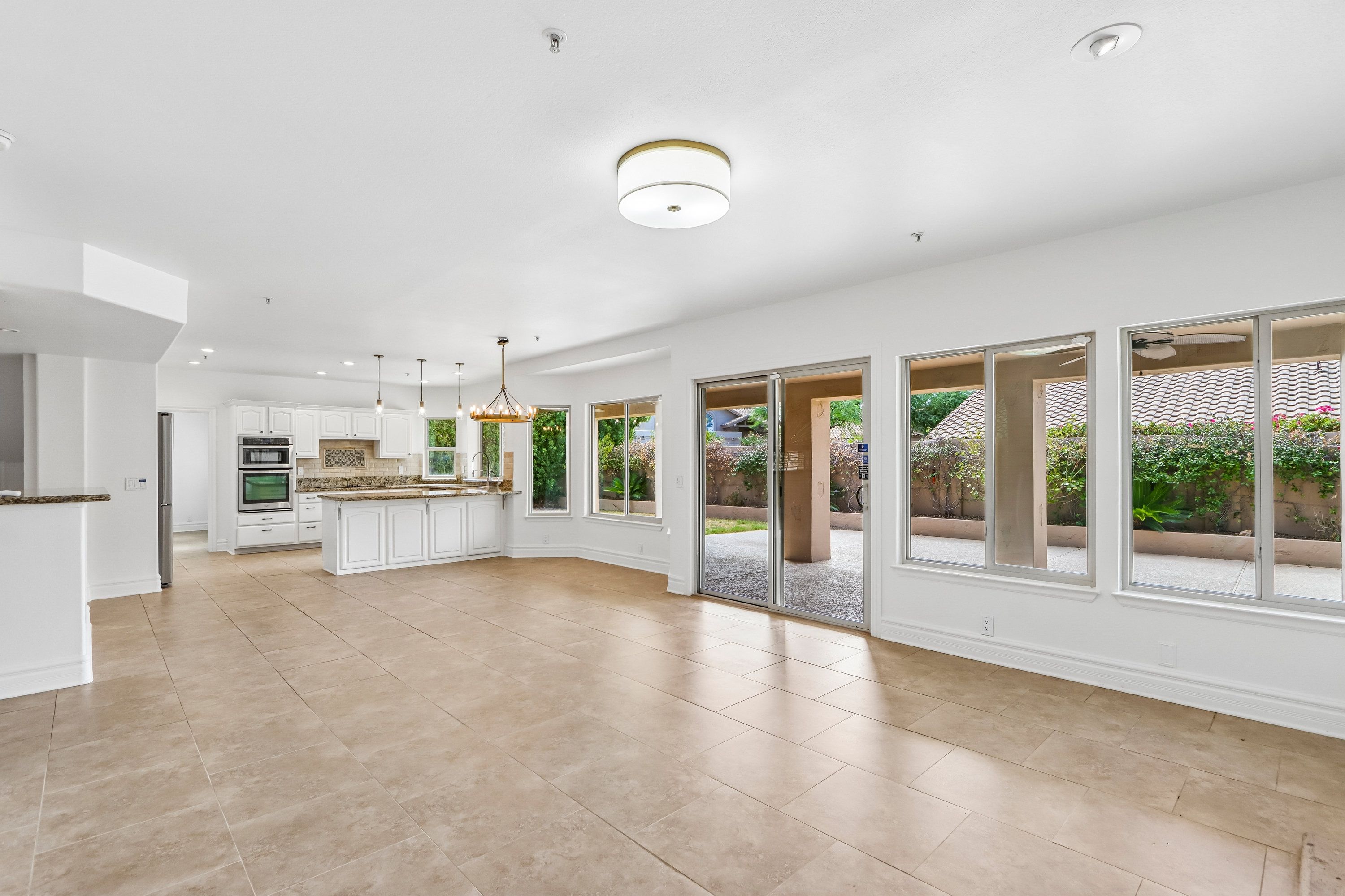 Photo 10 of 33 of 9153 E Palm Tree Dr, Scottsdale, AZ