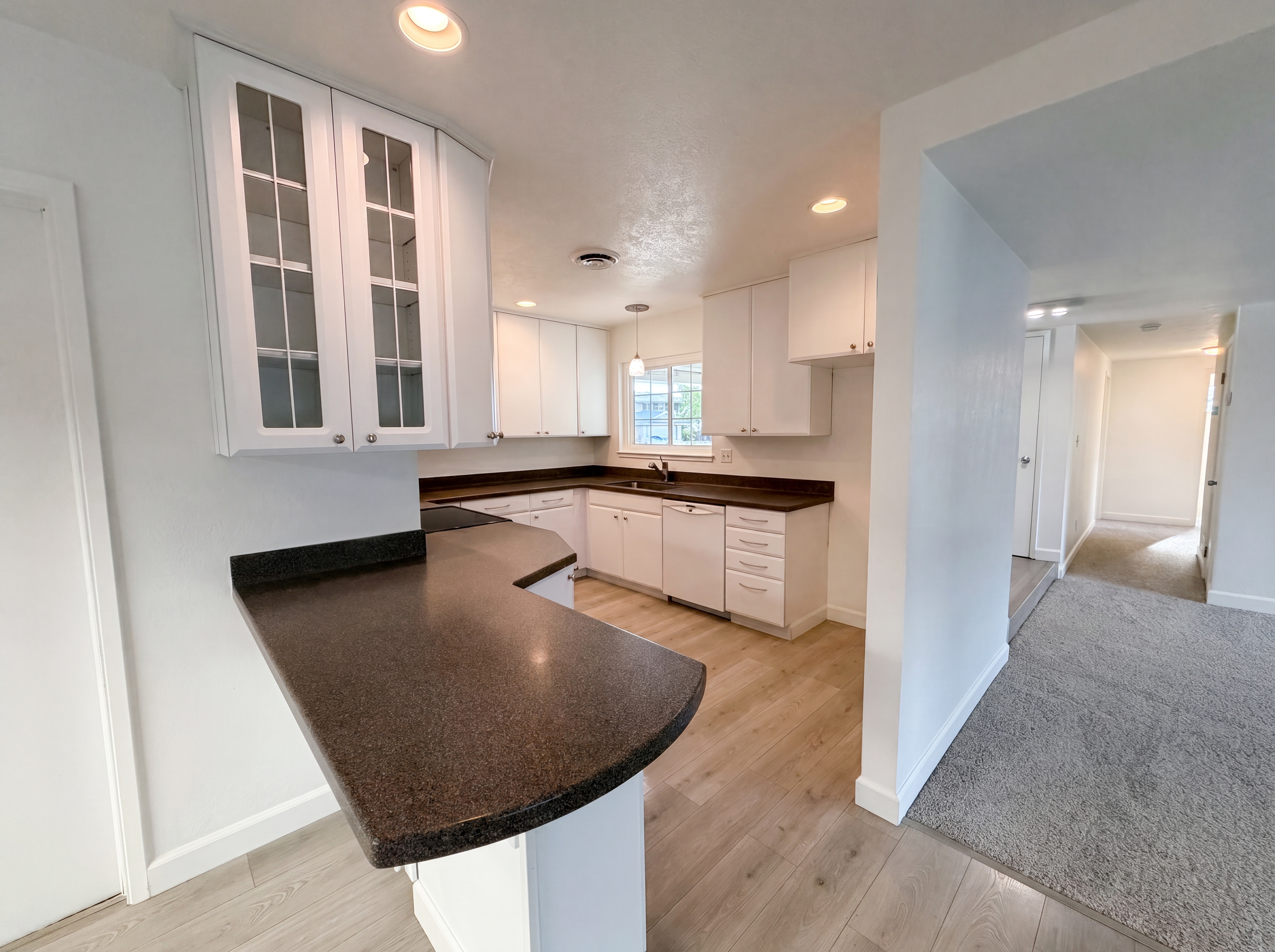 Photo 10 of 28 of 6840 Oaklawn Way, Fair Oaks, CA
