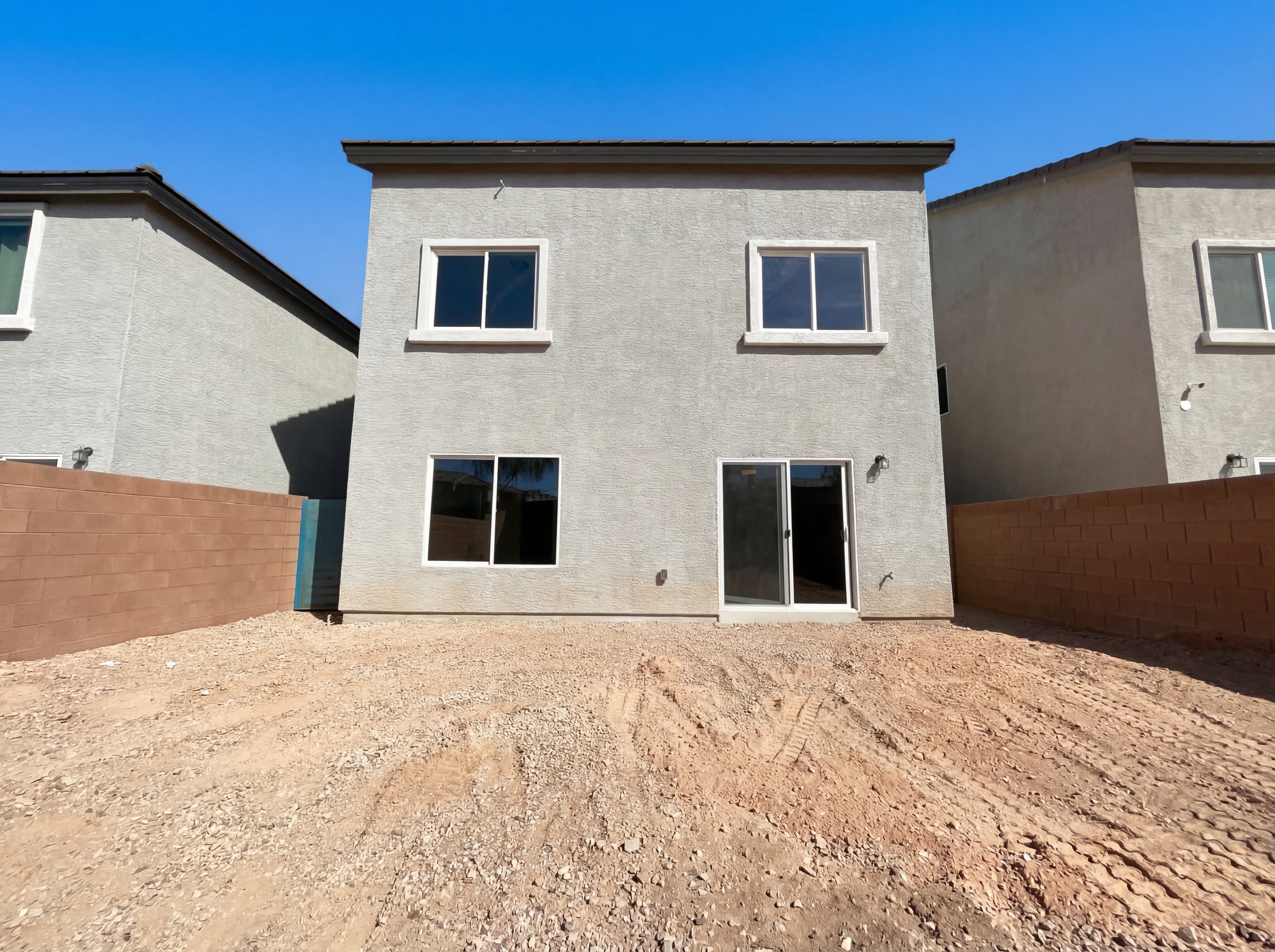 Photo 5 of 31 of 10125 Herons Rise St, Las Vegas, NV