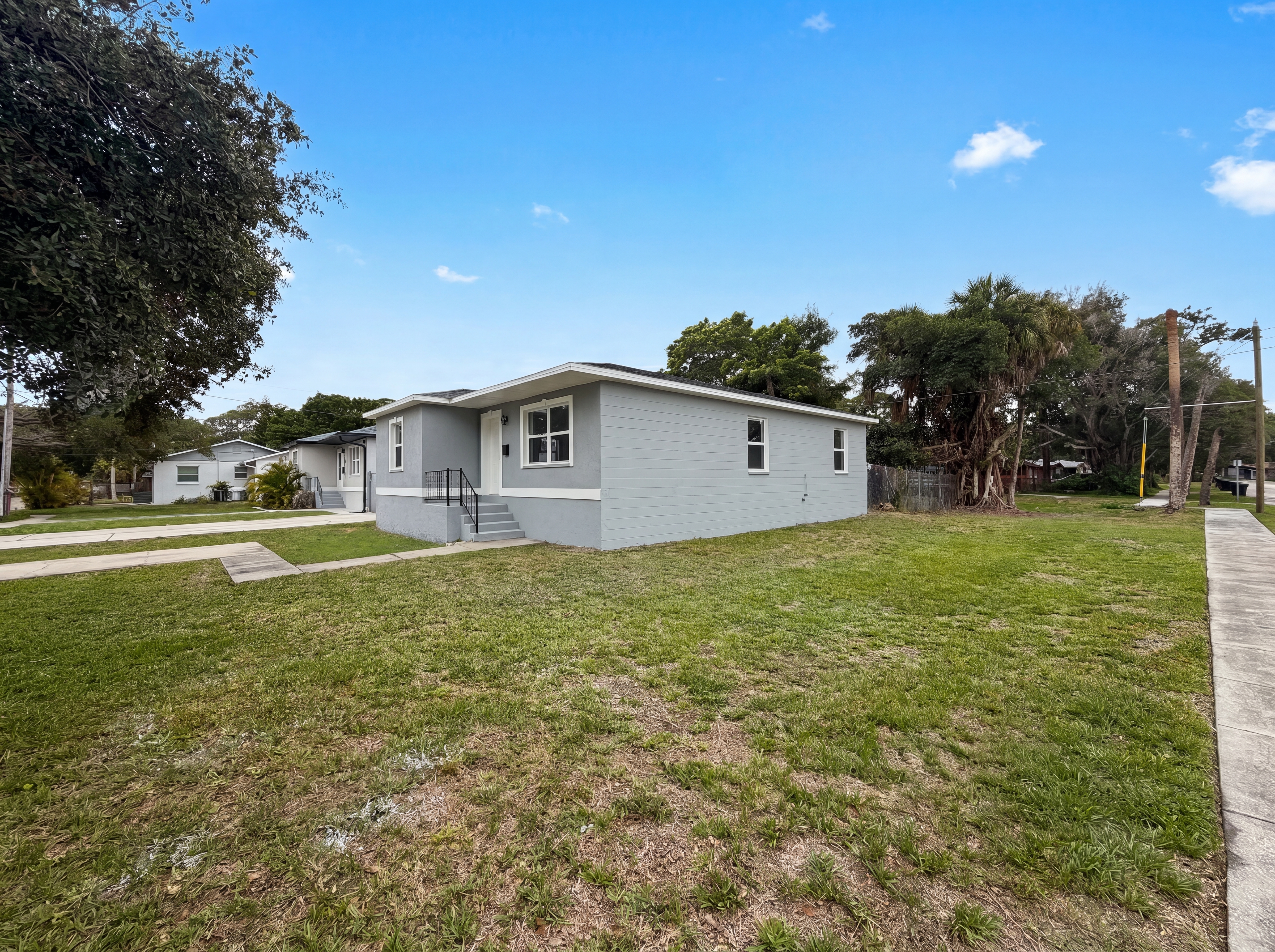 Photo 24 of 25 of 845 40th Ave S, Saint Petersburg, FL