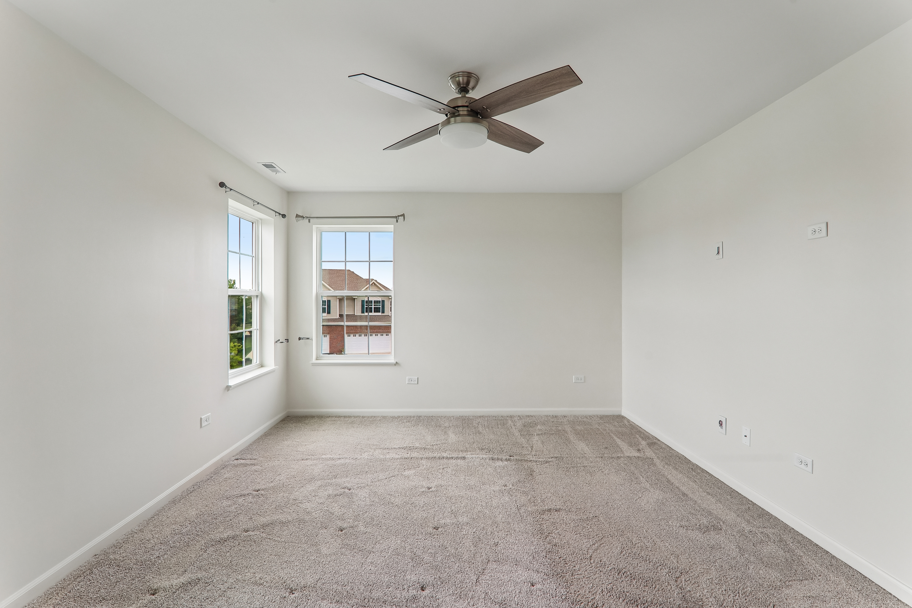 Photo 4 of 32 of 24722 S Dart Rd, Manhattan, IL