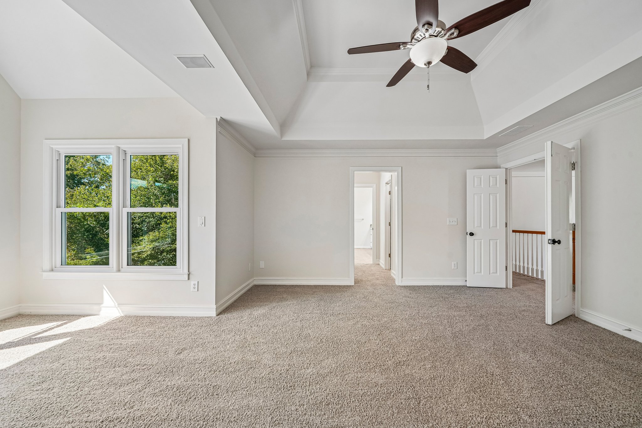 Photo 16 of 37 of 5156 Broadgreen Dr, Peachtree Corners, GA