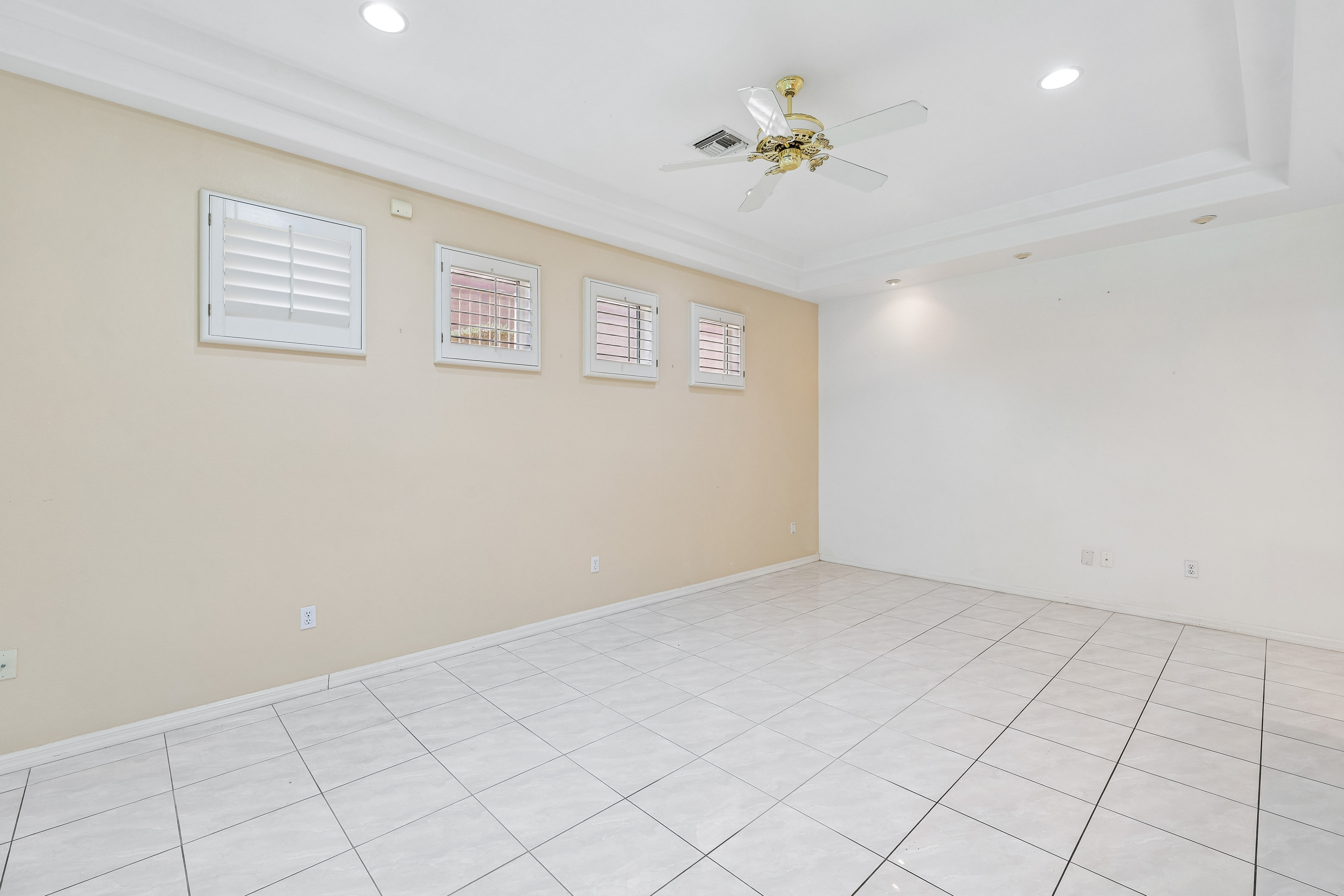 Photo 17 of 34 of 11009 Rackhurst Ave, Las Vegas, NV