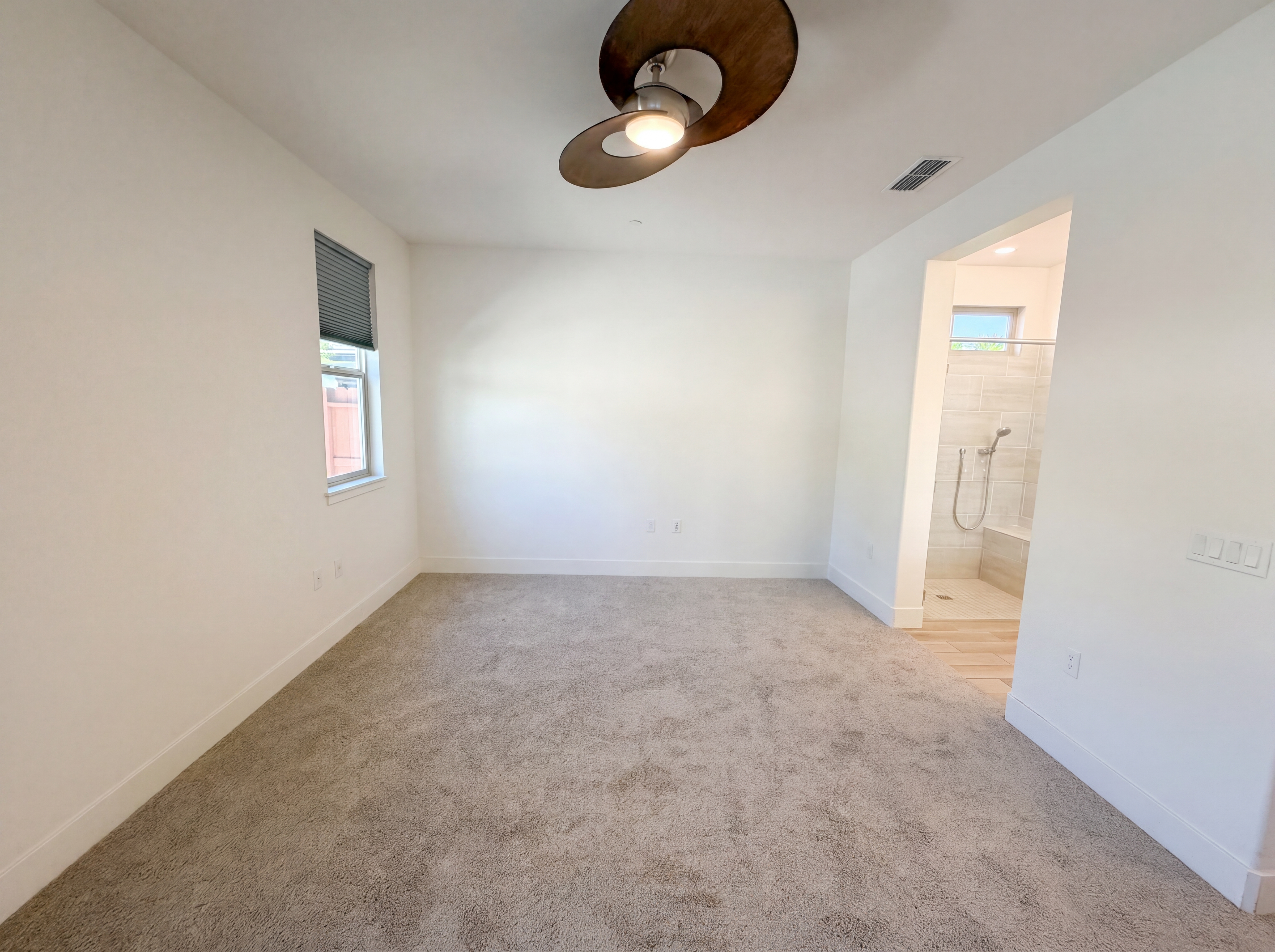 Photo 4 of 26 of 601 Evans Ct, El Dorado Hills, CA