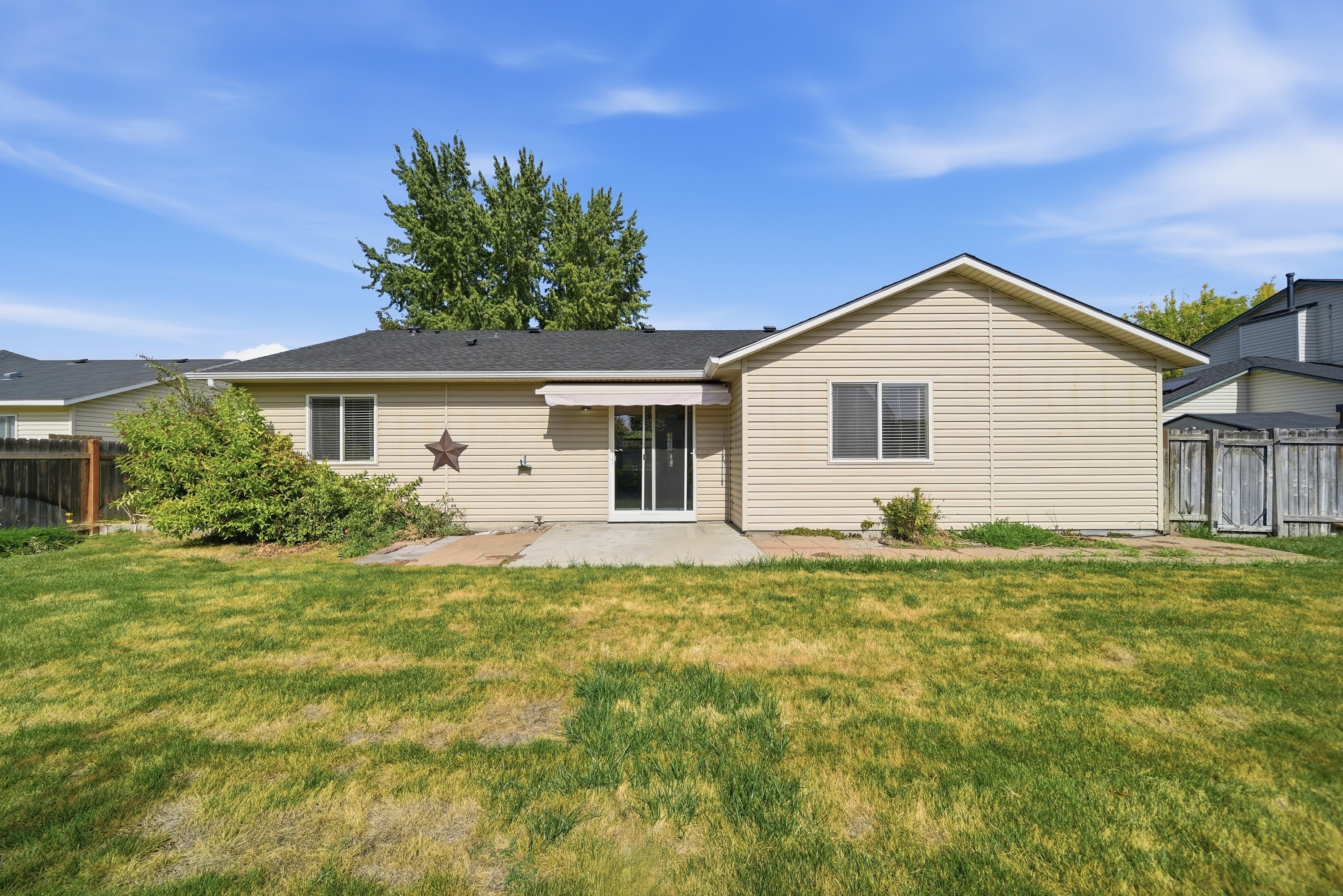 Photo 23 of 26 of 2419 E Maryland Ave, Nampa, ID