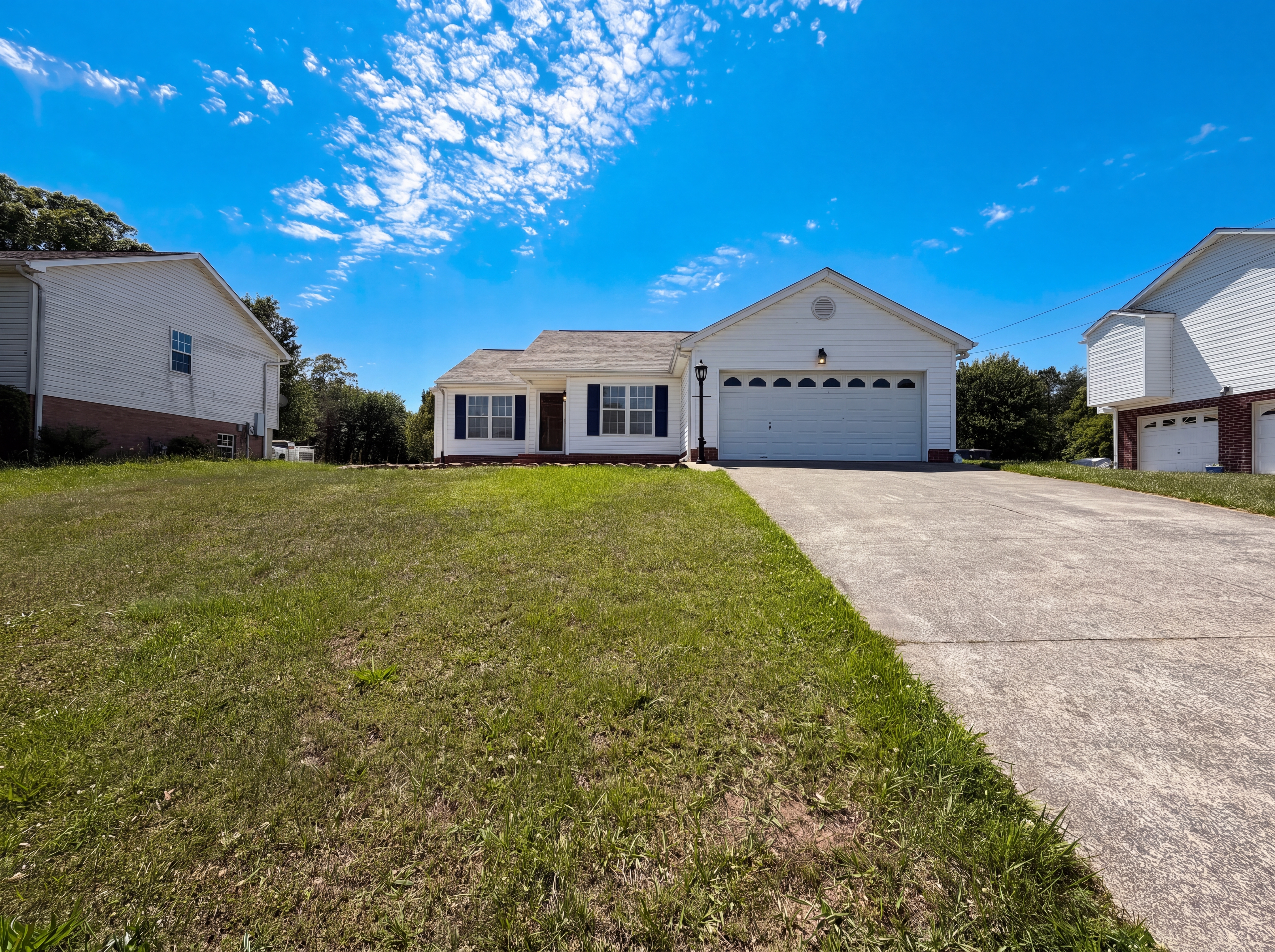 Photo 14 of 16 of 4528 Lasley Dr, Winston Salem, NC
