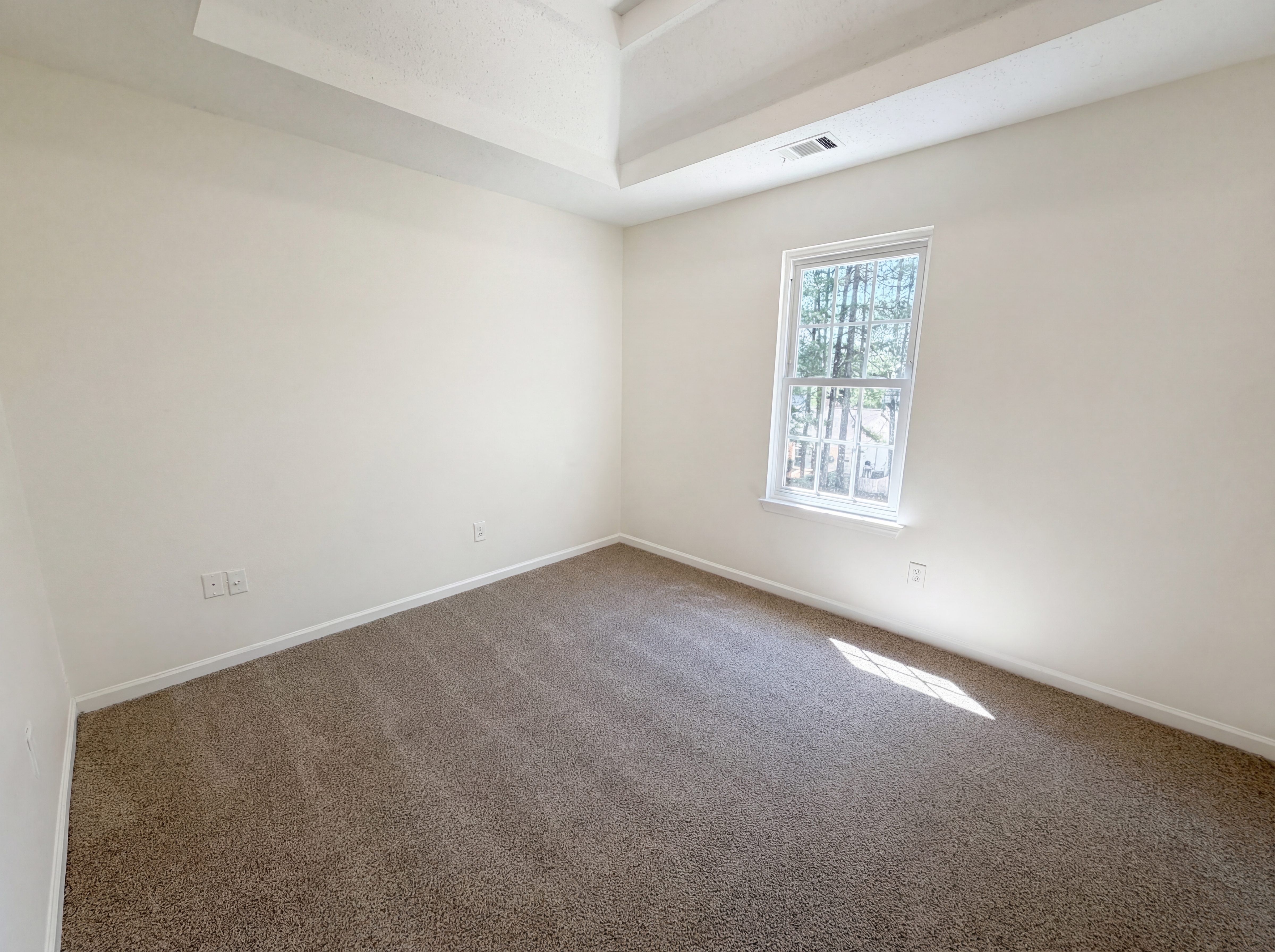 Photo 13 of 23 of 2214 Rambling Way, Lithonia, GA