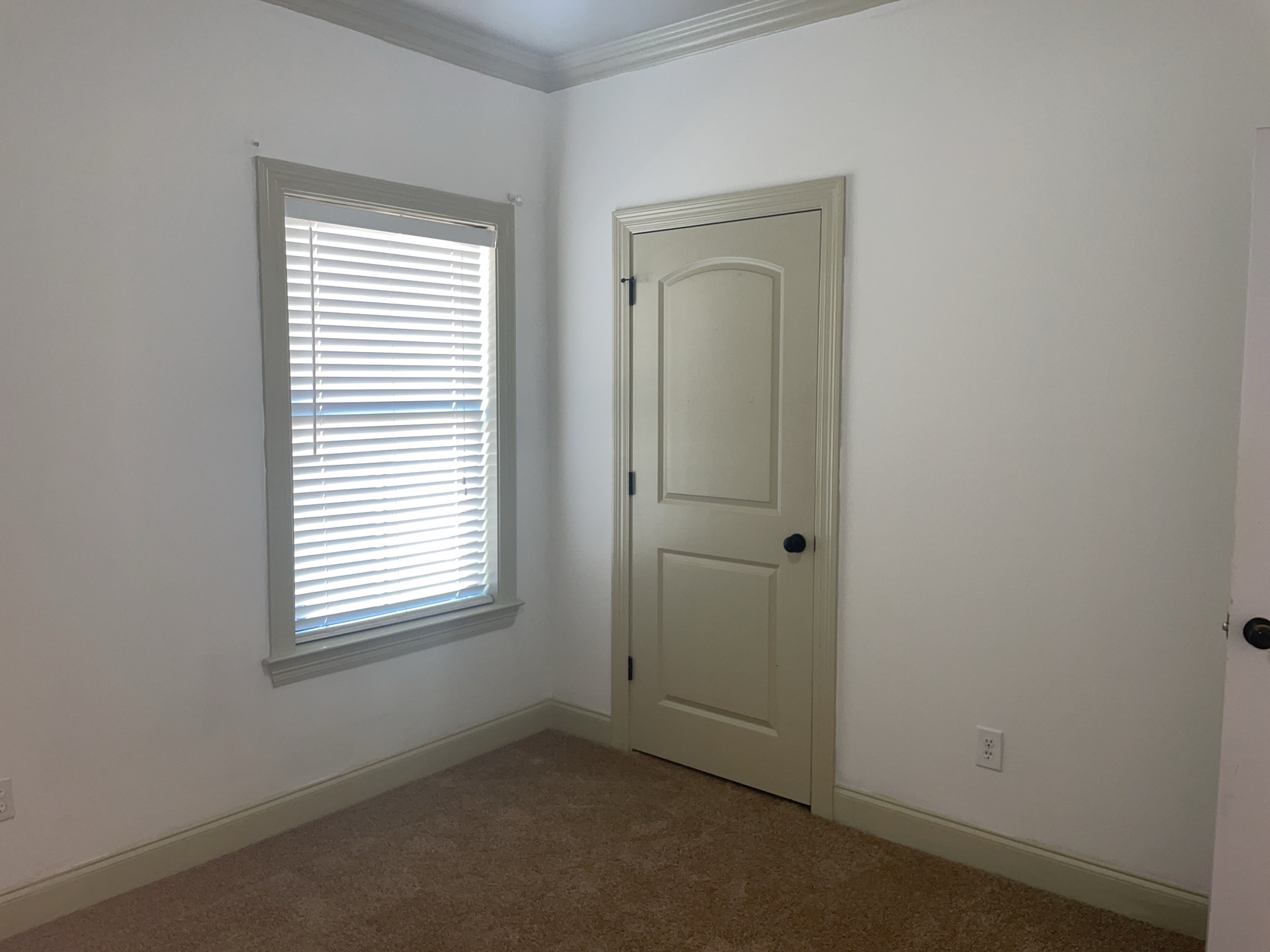 Photo 8 of 18 of 2621 Middletowne Dr, Zachary, LA
