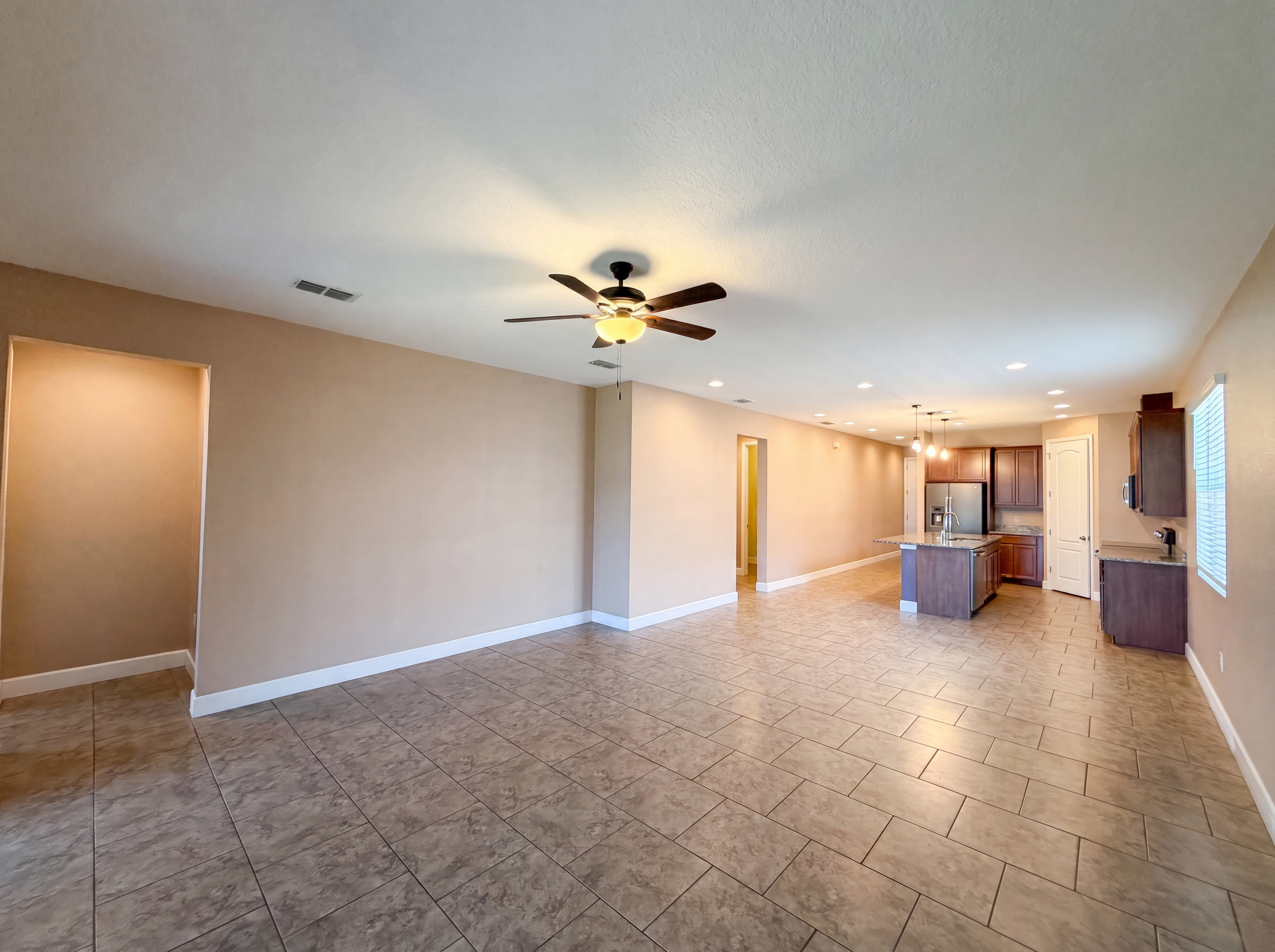Photo 9 of 20 of 480 Buchannan Dr, Davenport, FL