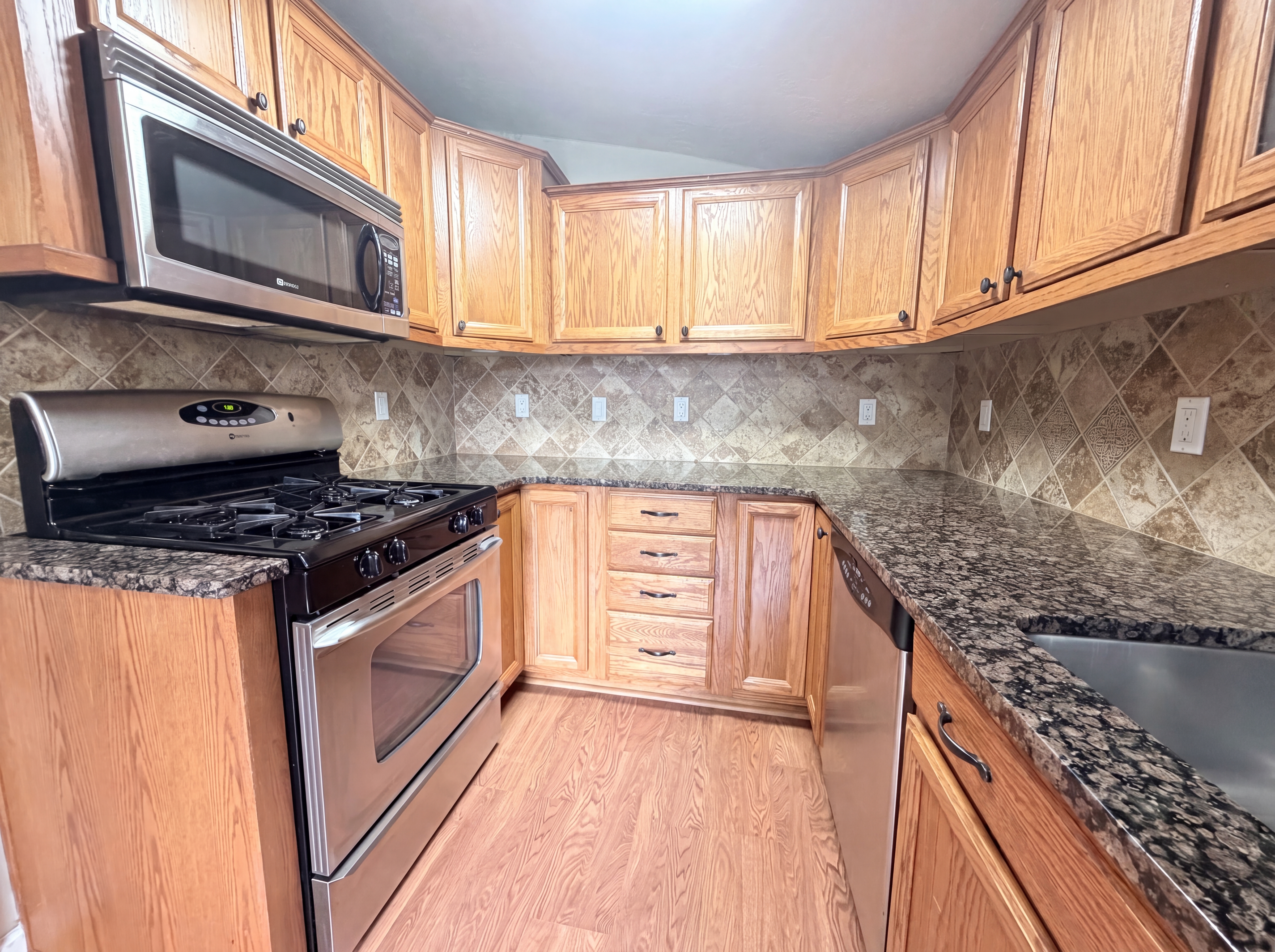 Photo 8 of 17 of 642 Gardiner St, Starke, FL
