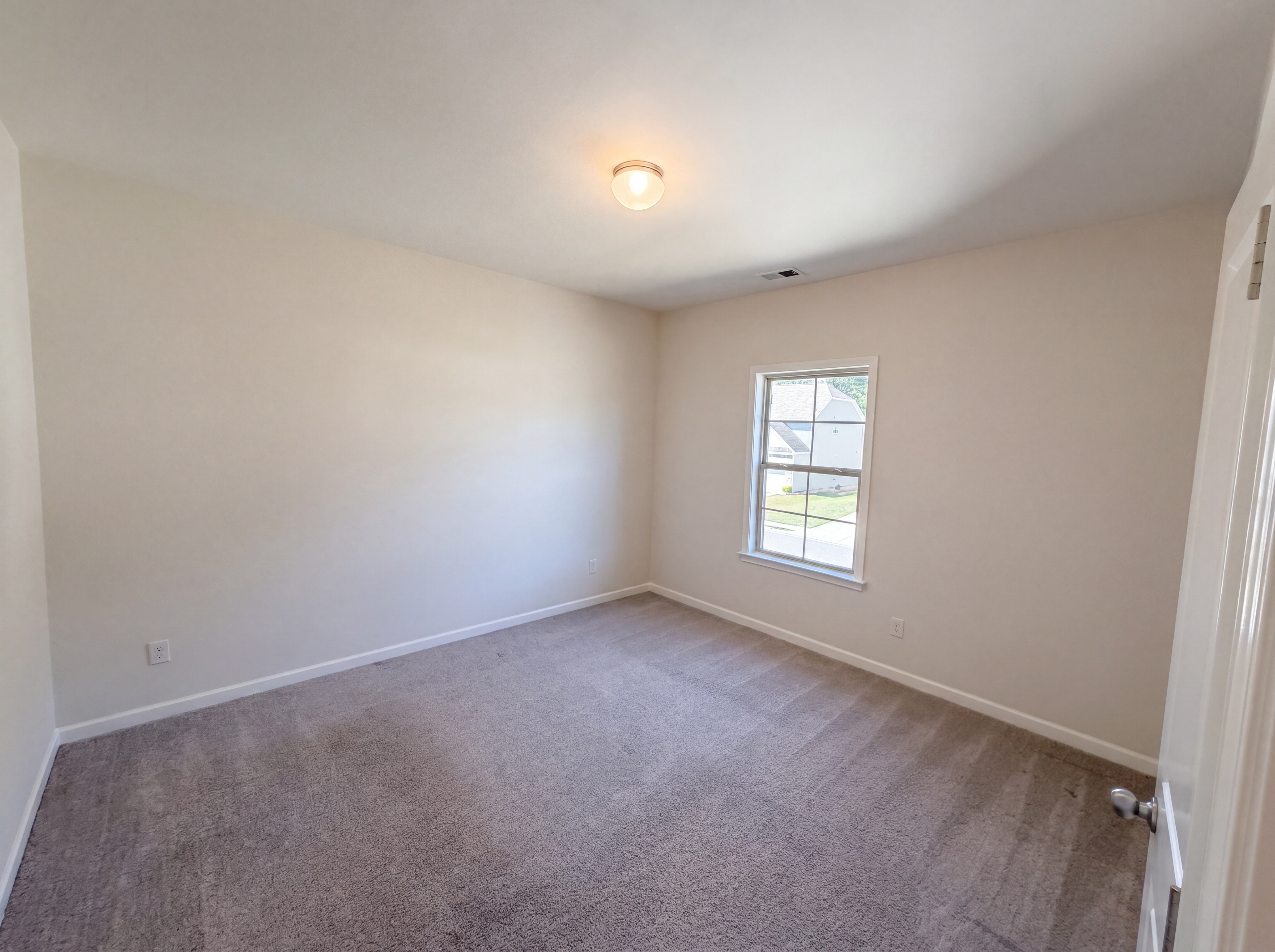 Photo 21 of 61 of 4877 Cooper Farm Dr, Buford, GA
