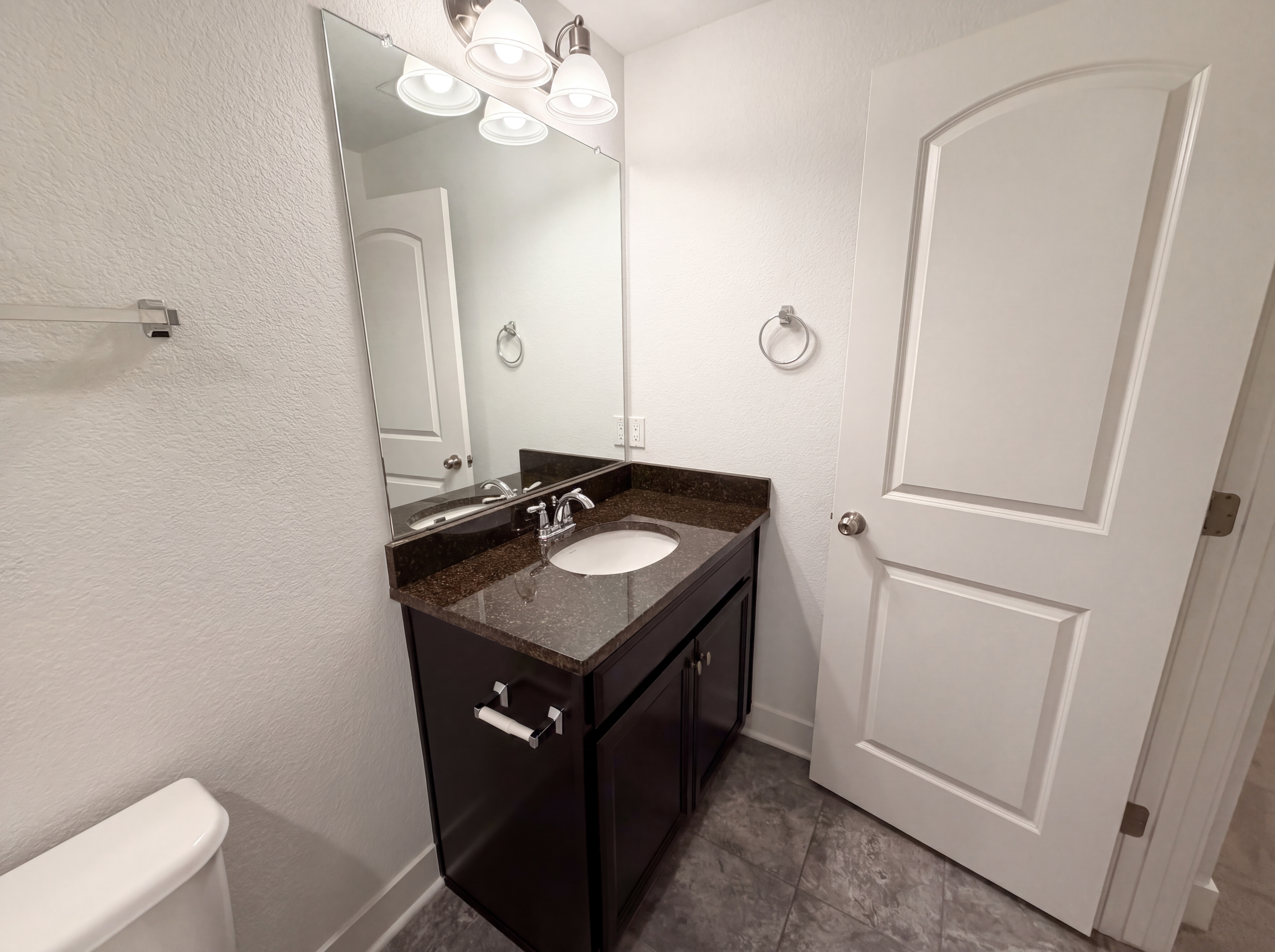 Photo 22 of 33 of 11466 E 27th Ave, Denver, CO