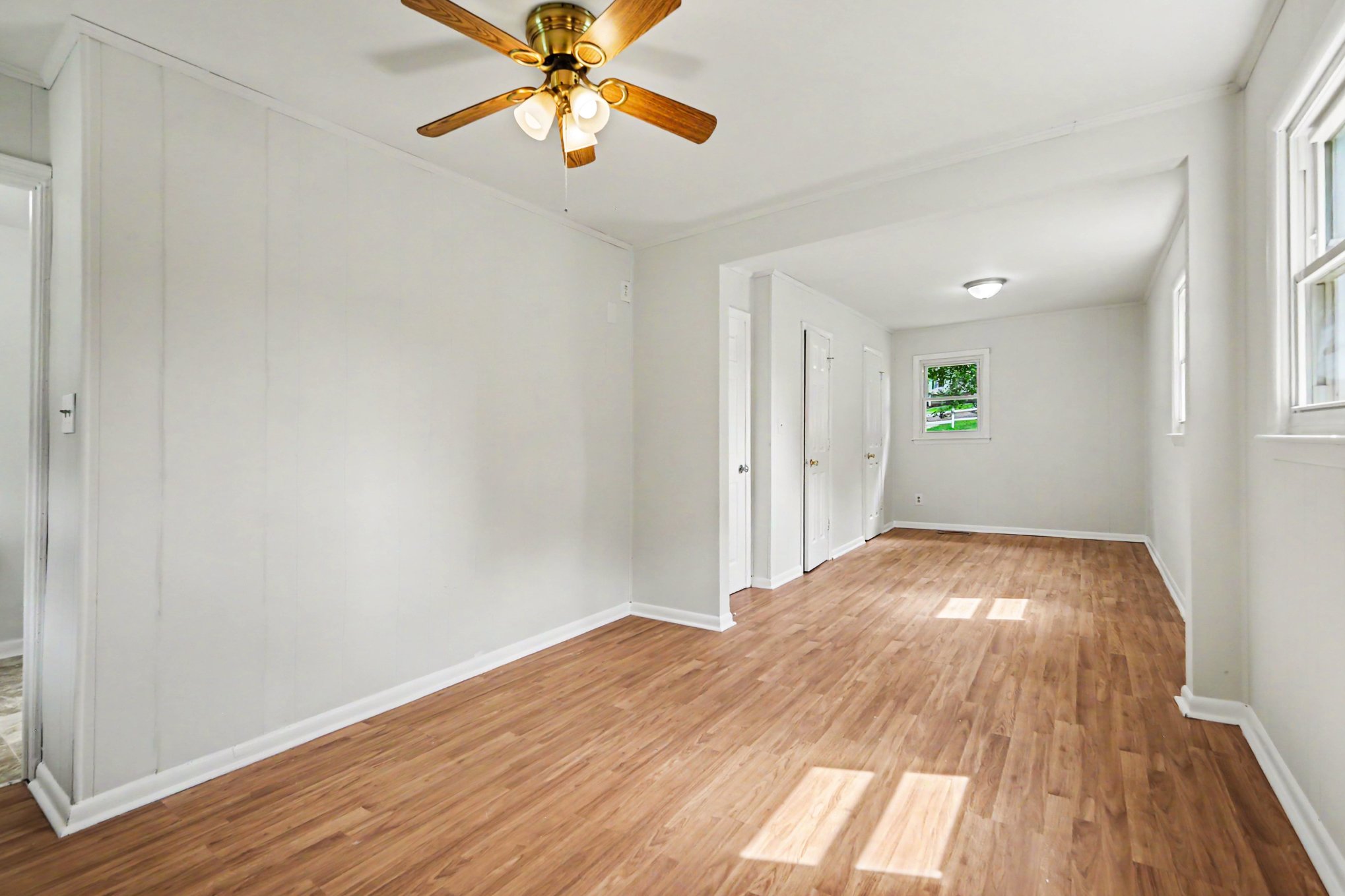 Photo 4 of 21 of 6338 Fairlane St, Hickory, NC