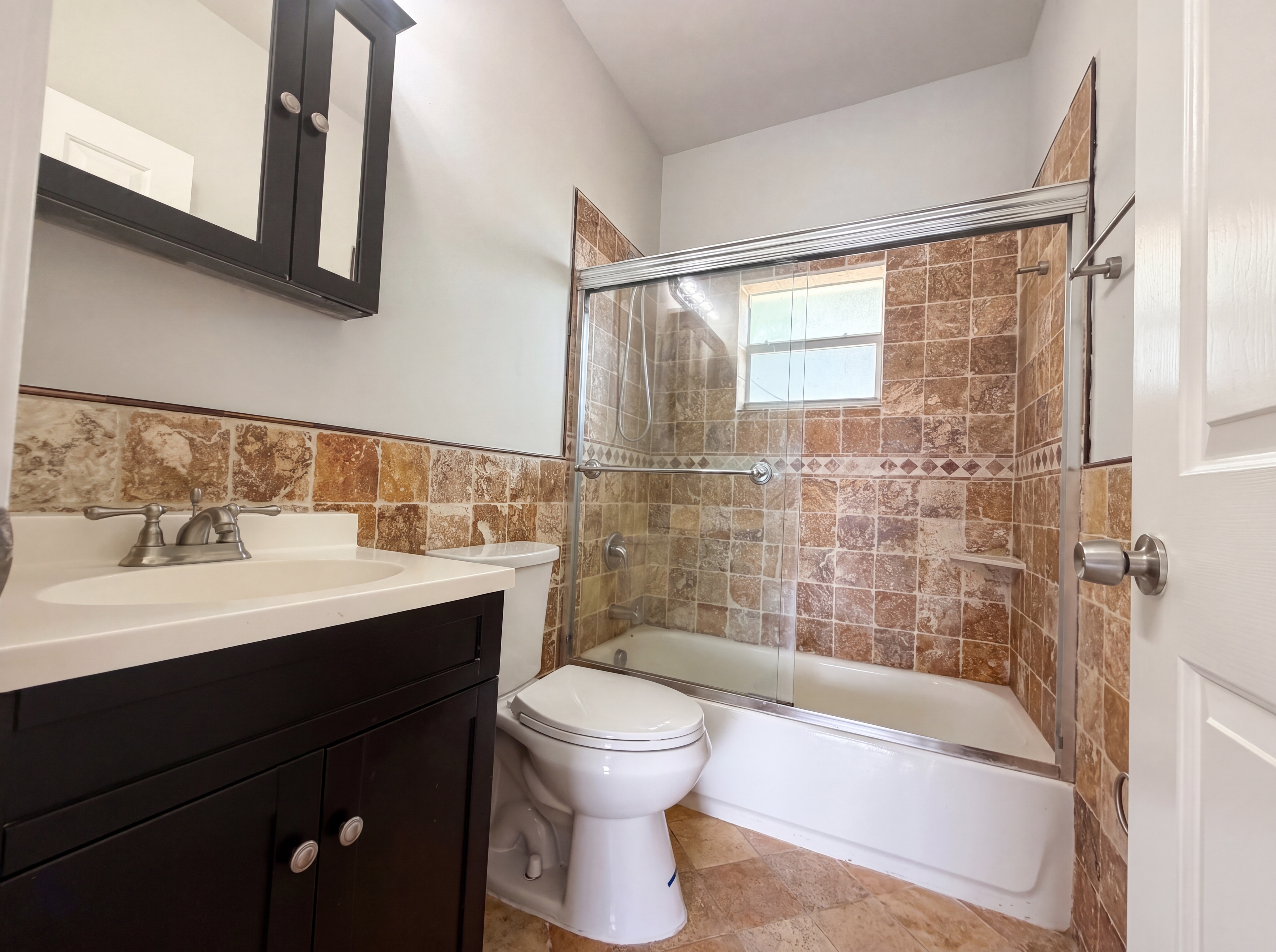 Photo 10 of 19 of 453 N Deerfield Ave, Deerfield Beach, FL