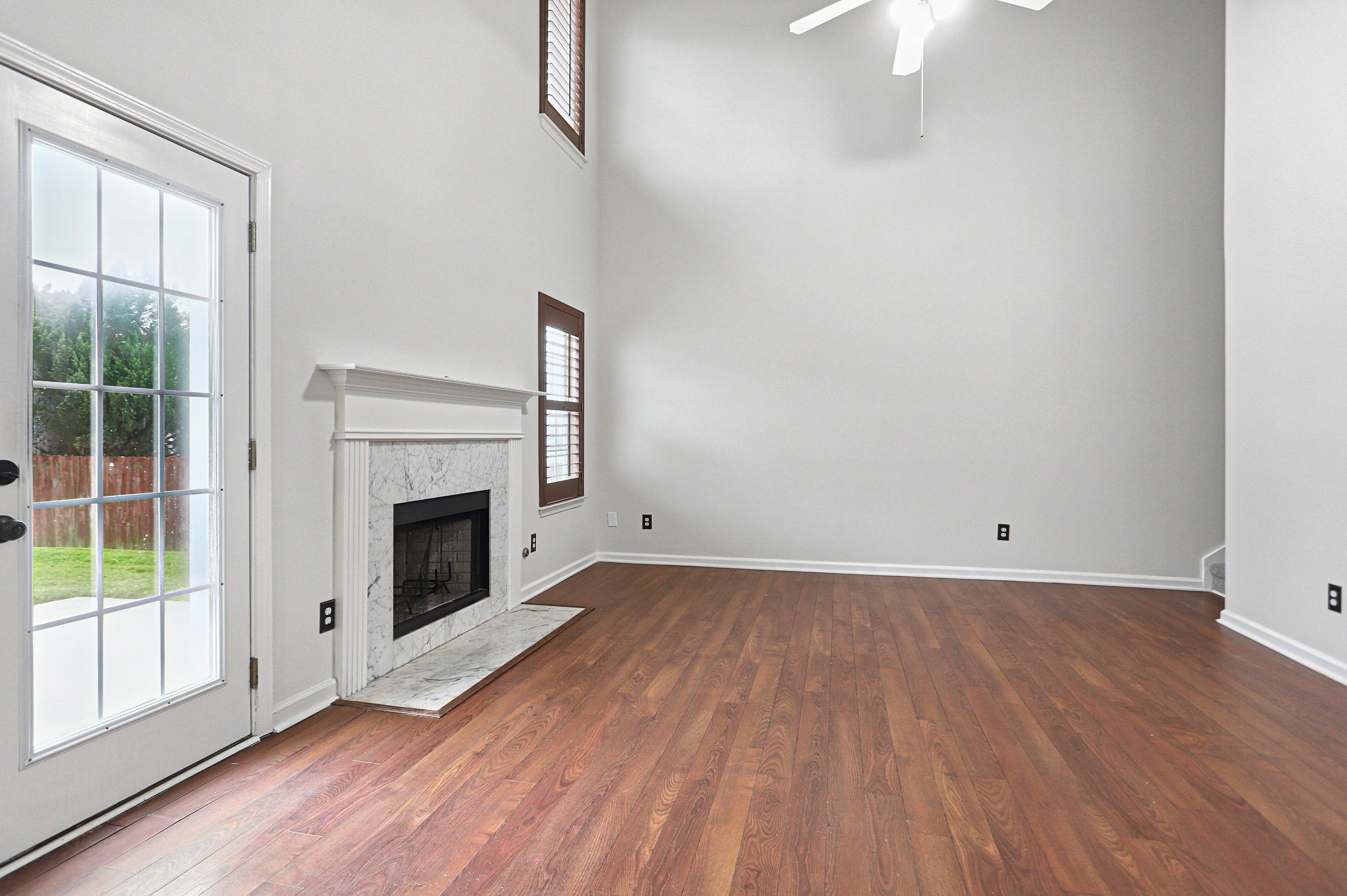 Photo 3 of 41 of 5713 Mill View Way, Lithonia, GA