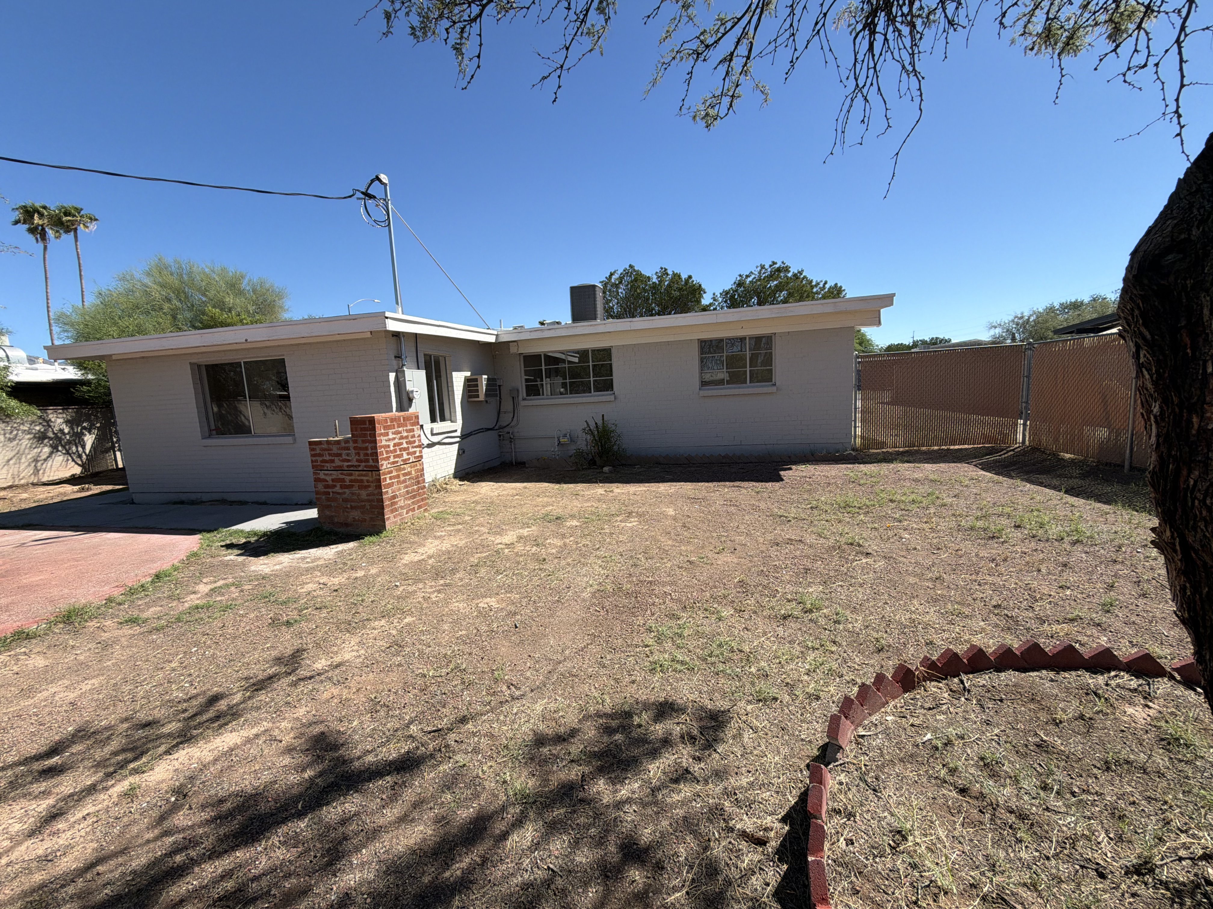 Photo 5 of 18 of 2817 N Walnut Ave, Tucson, AZ