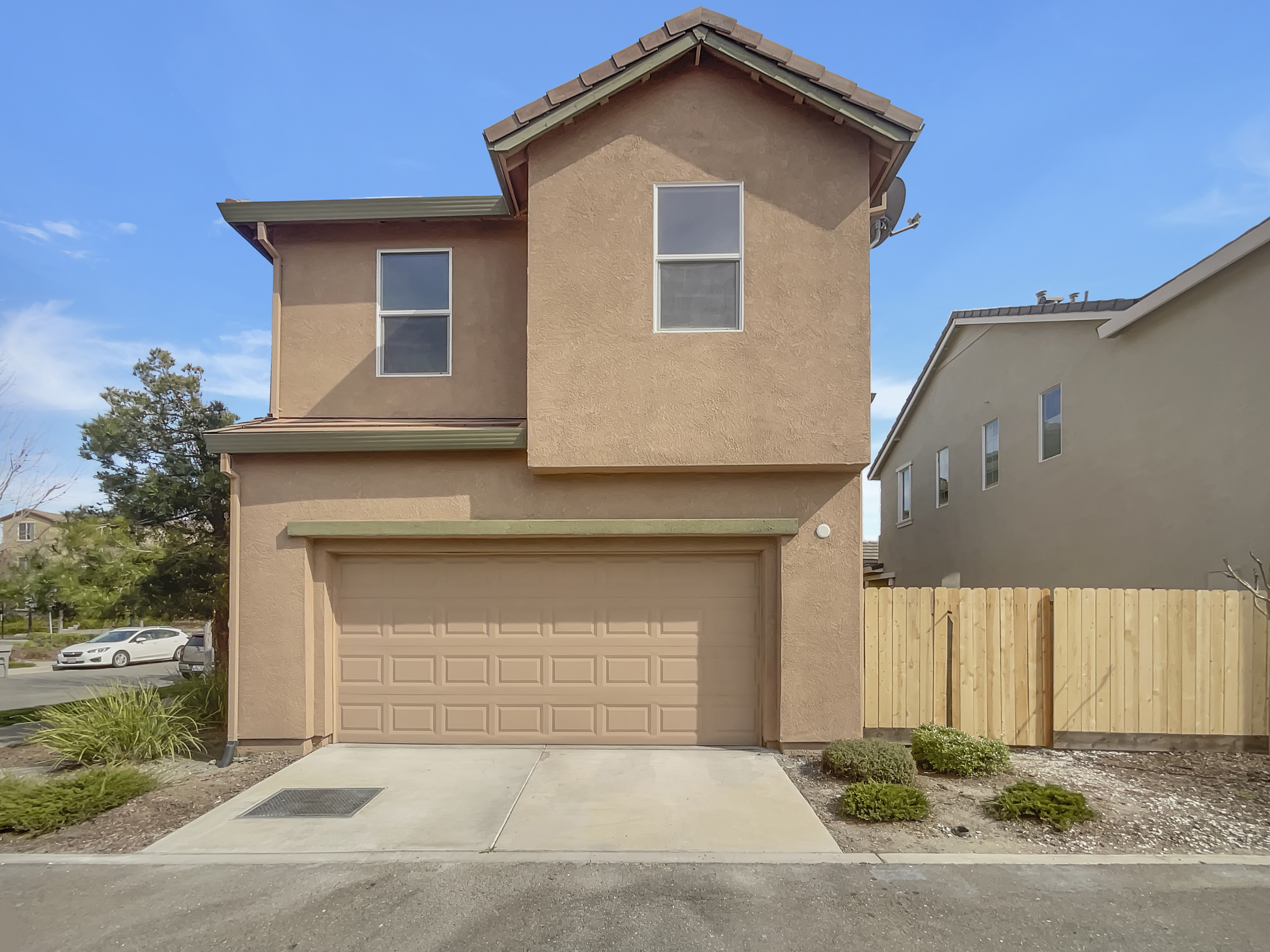 Photo 10 of 43 of 4579 Juneberry Dr, Sacramento, CA
