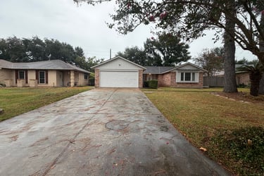 Exterior photo of 3714 Saint William Ln