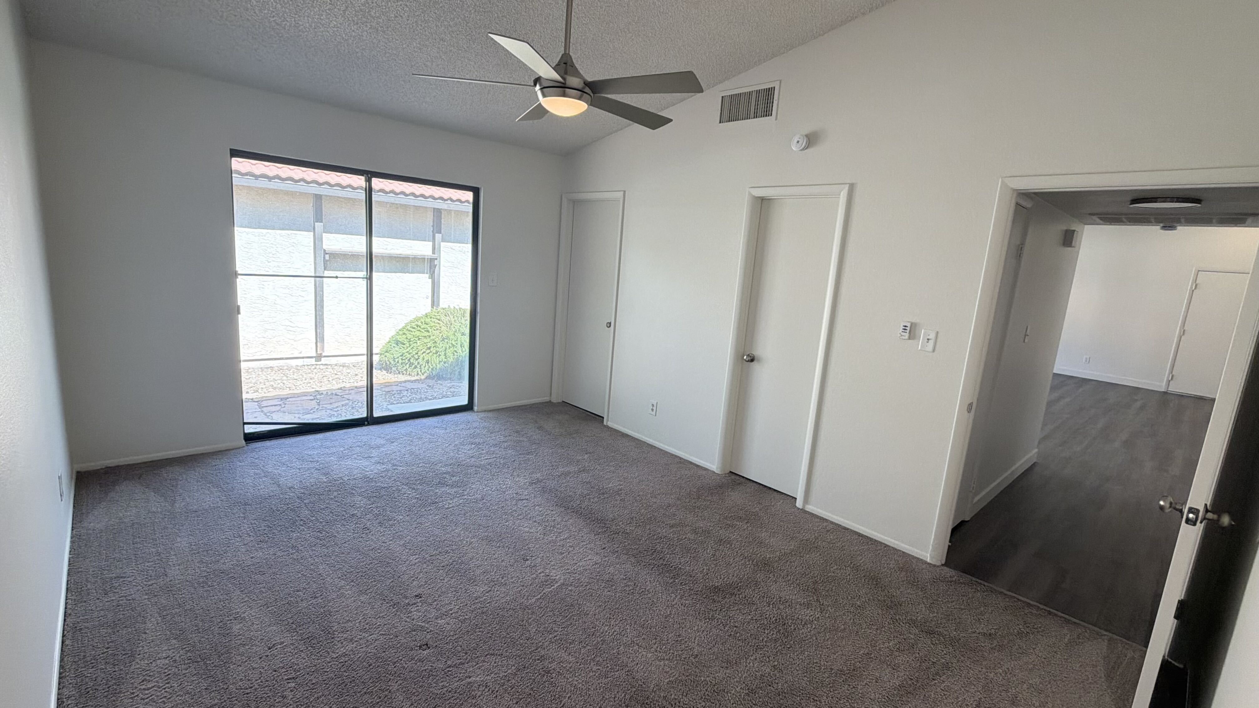 Photo 9 of 25 of 3924 Applecrest St, Las Vegas, NV