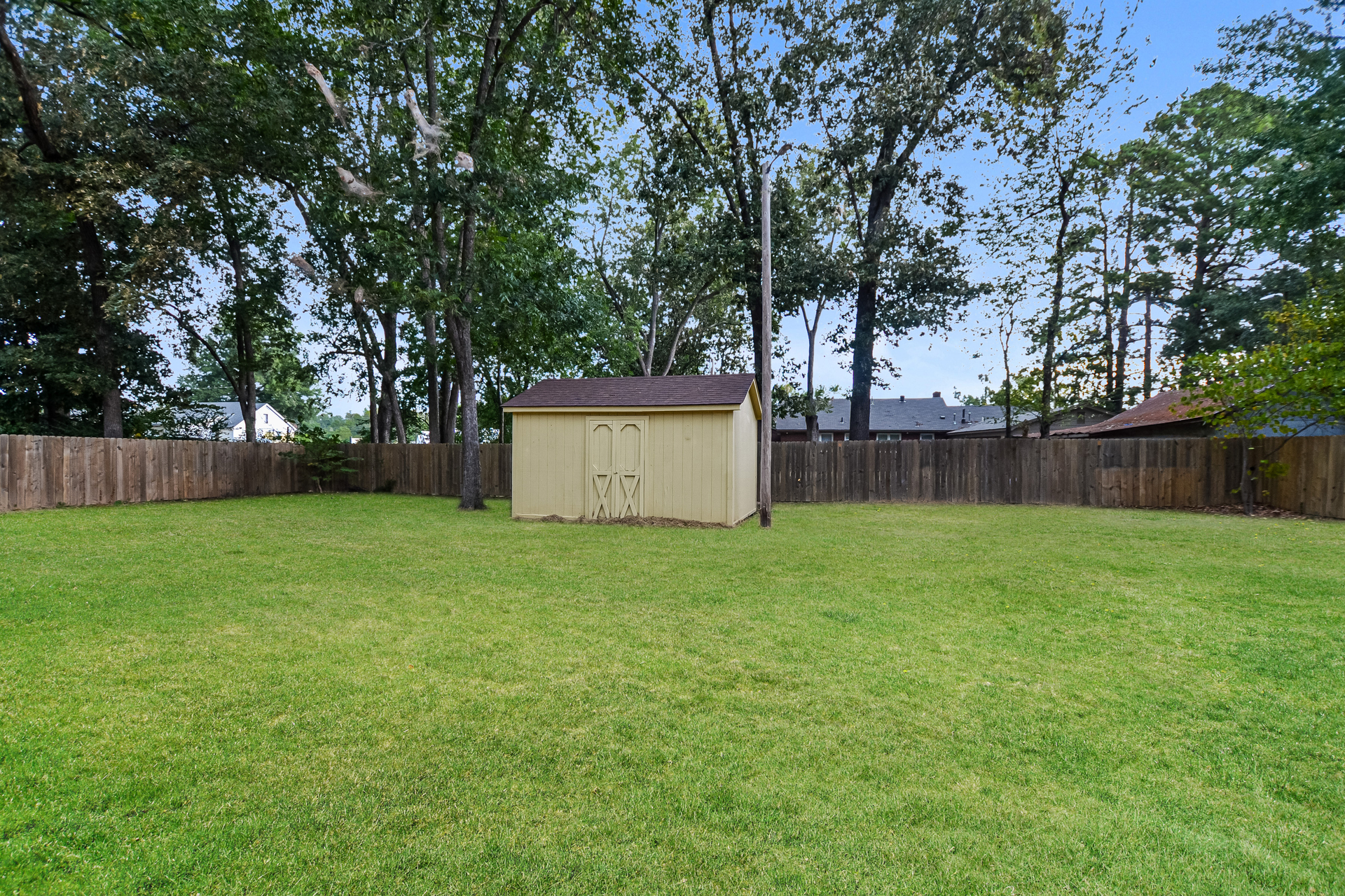 Photo 19 of 21 of 9540 Stuart St, Olive Branch, MS