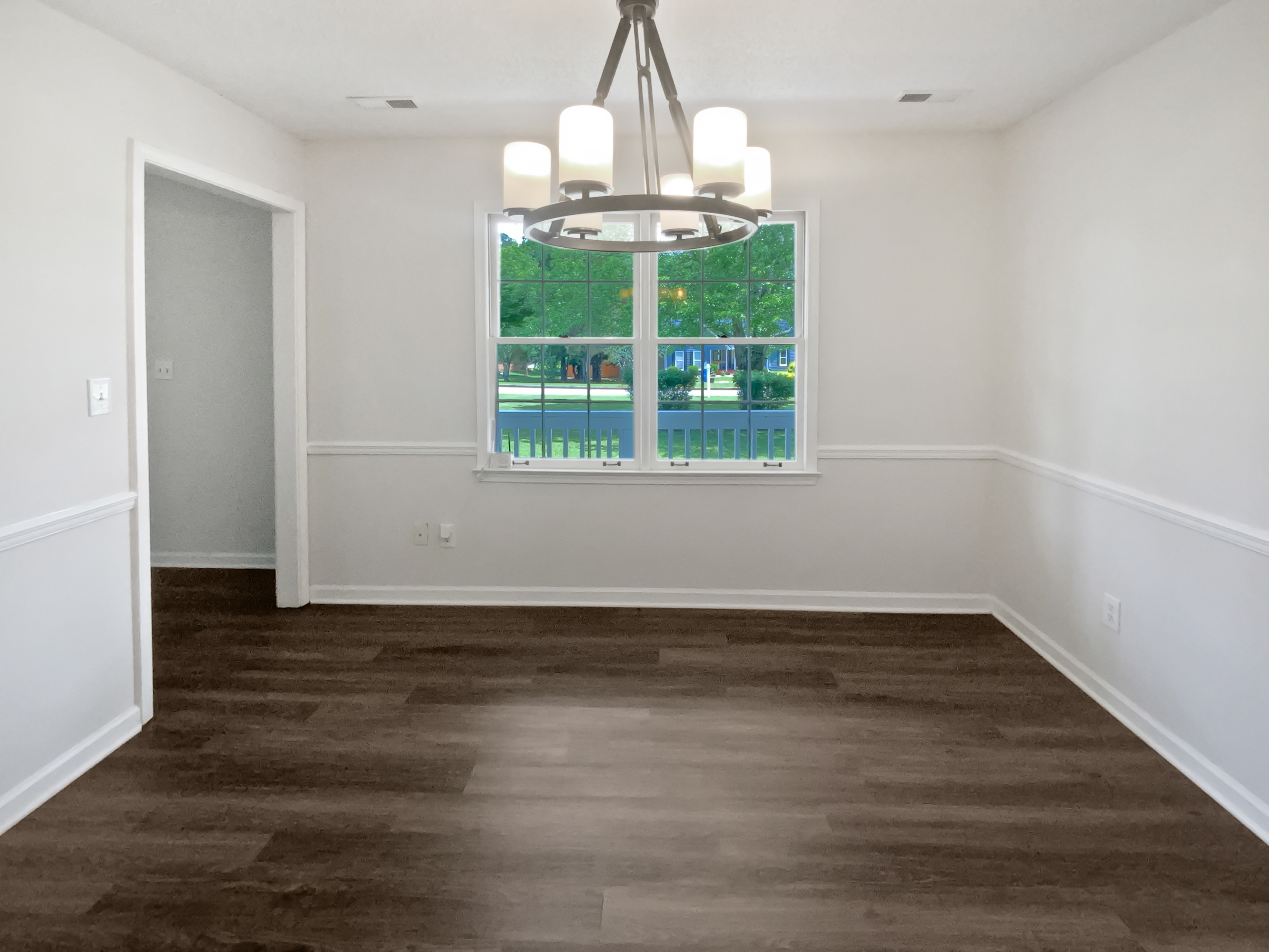 Photo 10 of 29 of 225 Woodfield Ct, McDonough, GA