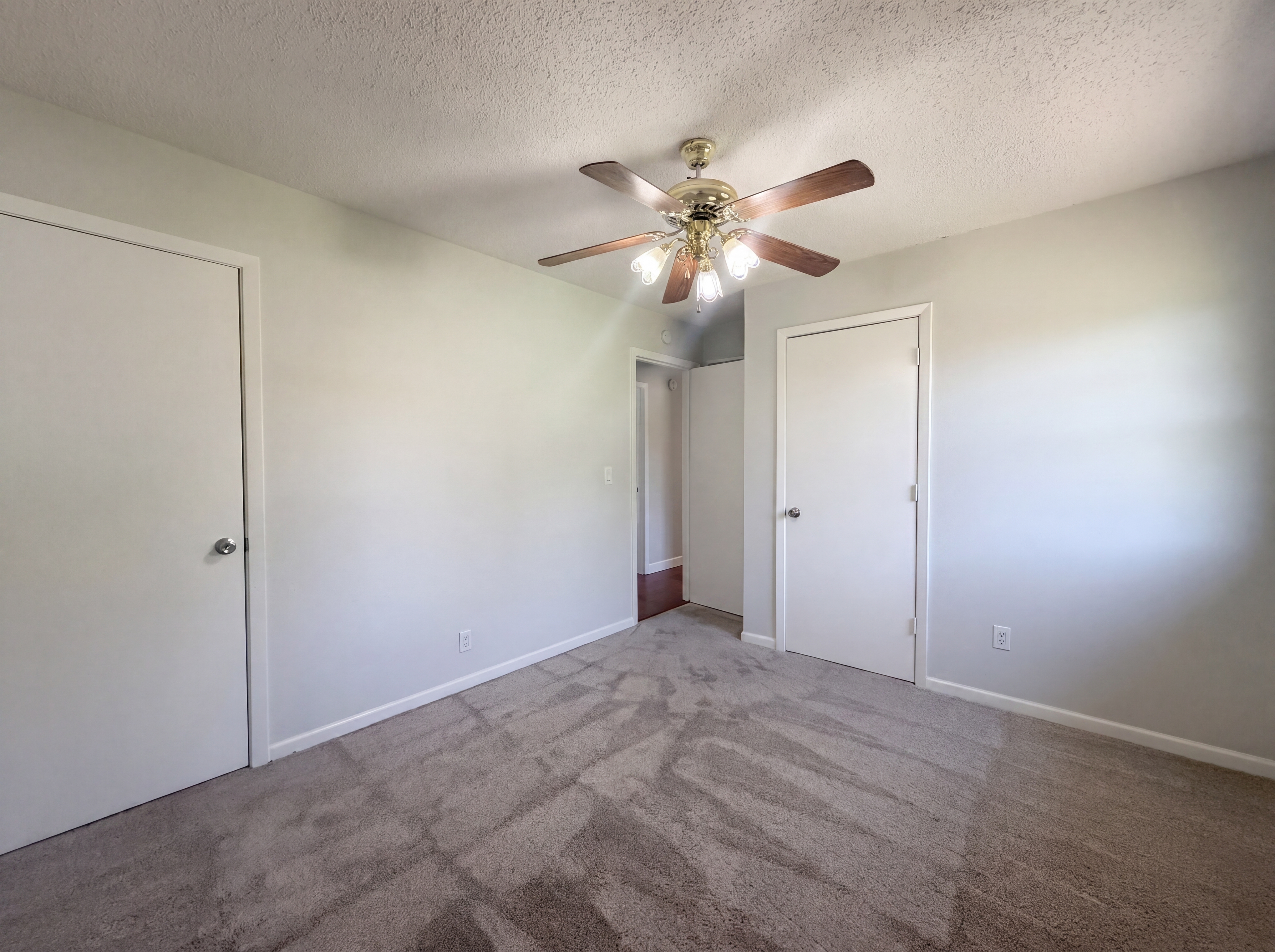 Photo 13 of 19 of 231 Downey Dr, Wellsville, KS