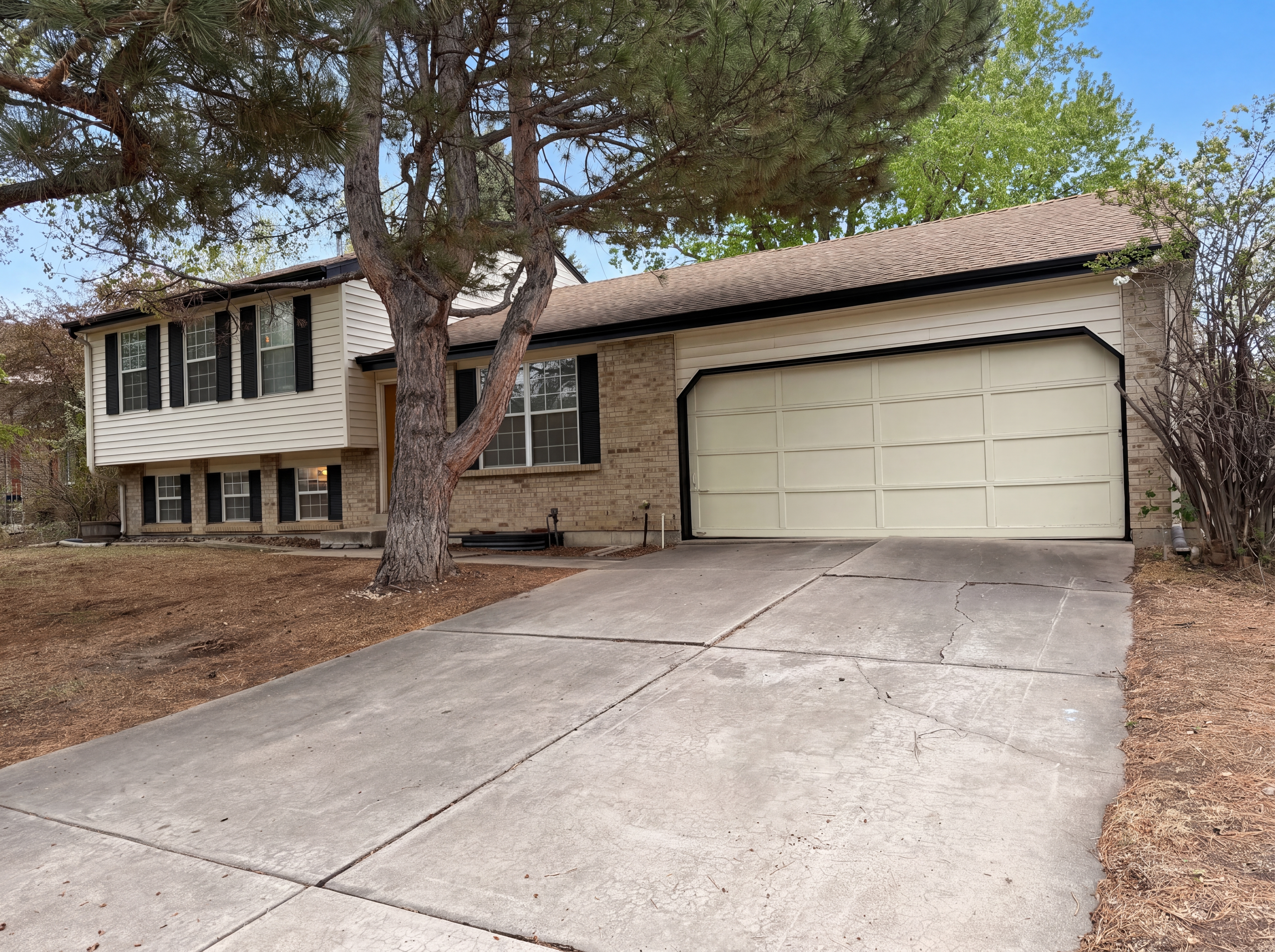 Photo 29 of 42 of 2114 S Eagle Ct, Aurora, CO