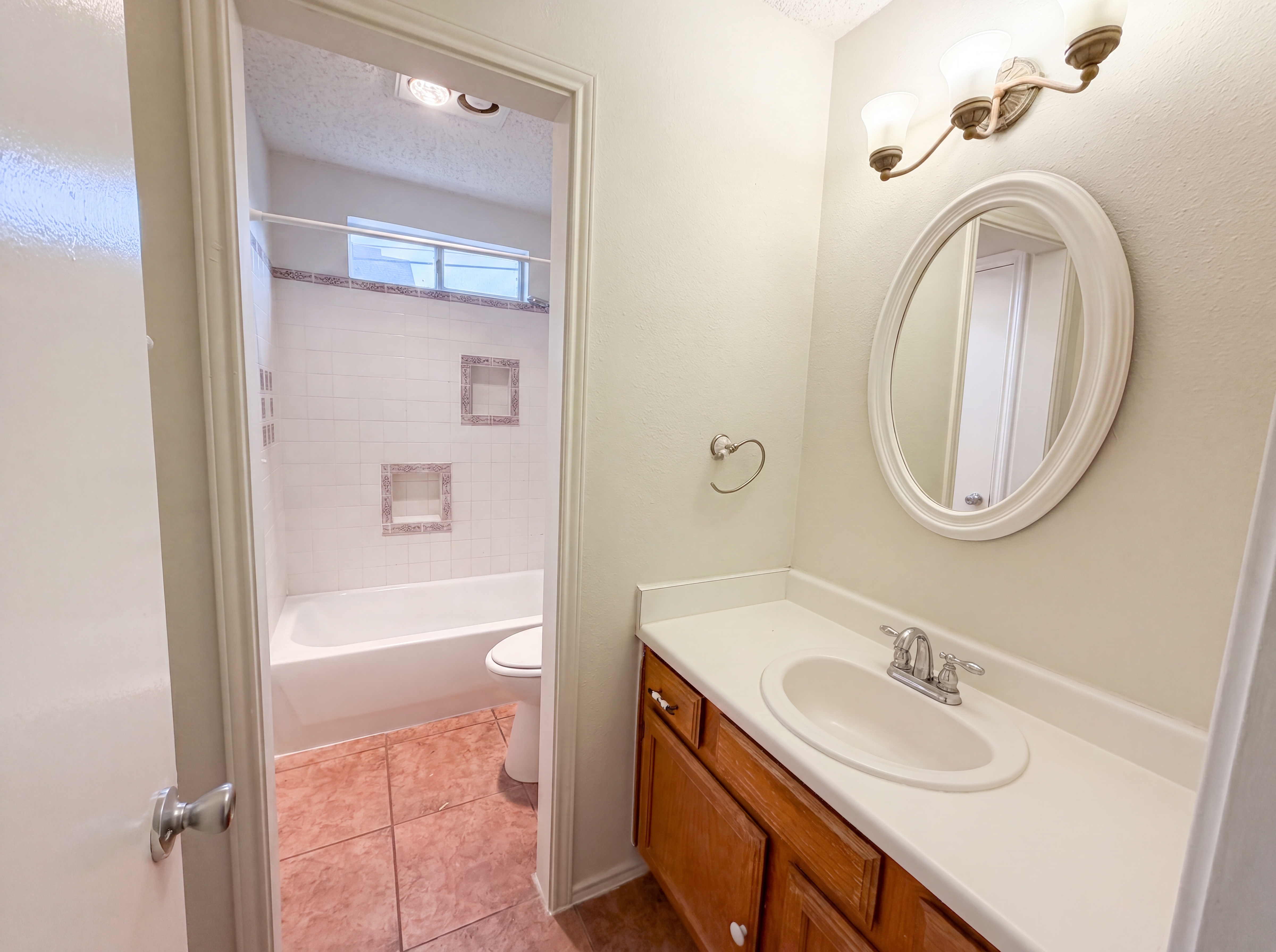 Photo 12 of 18 of 1301 Pitcairn Dr, Pflugerville, TX