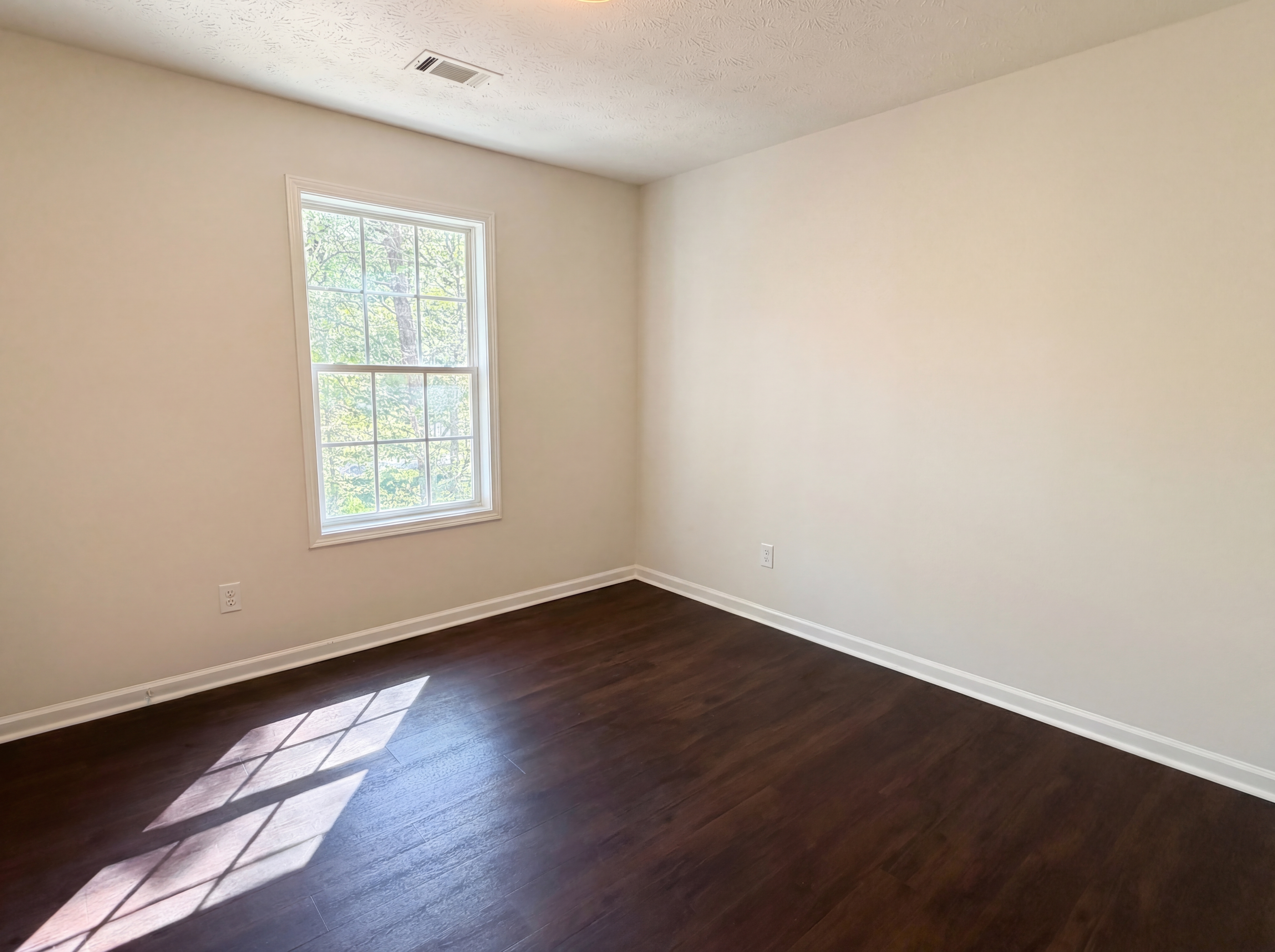 Photo 14 of 34 of 40 Cranbrook Ct, Covington, GA
