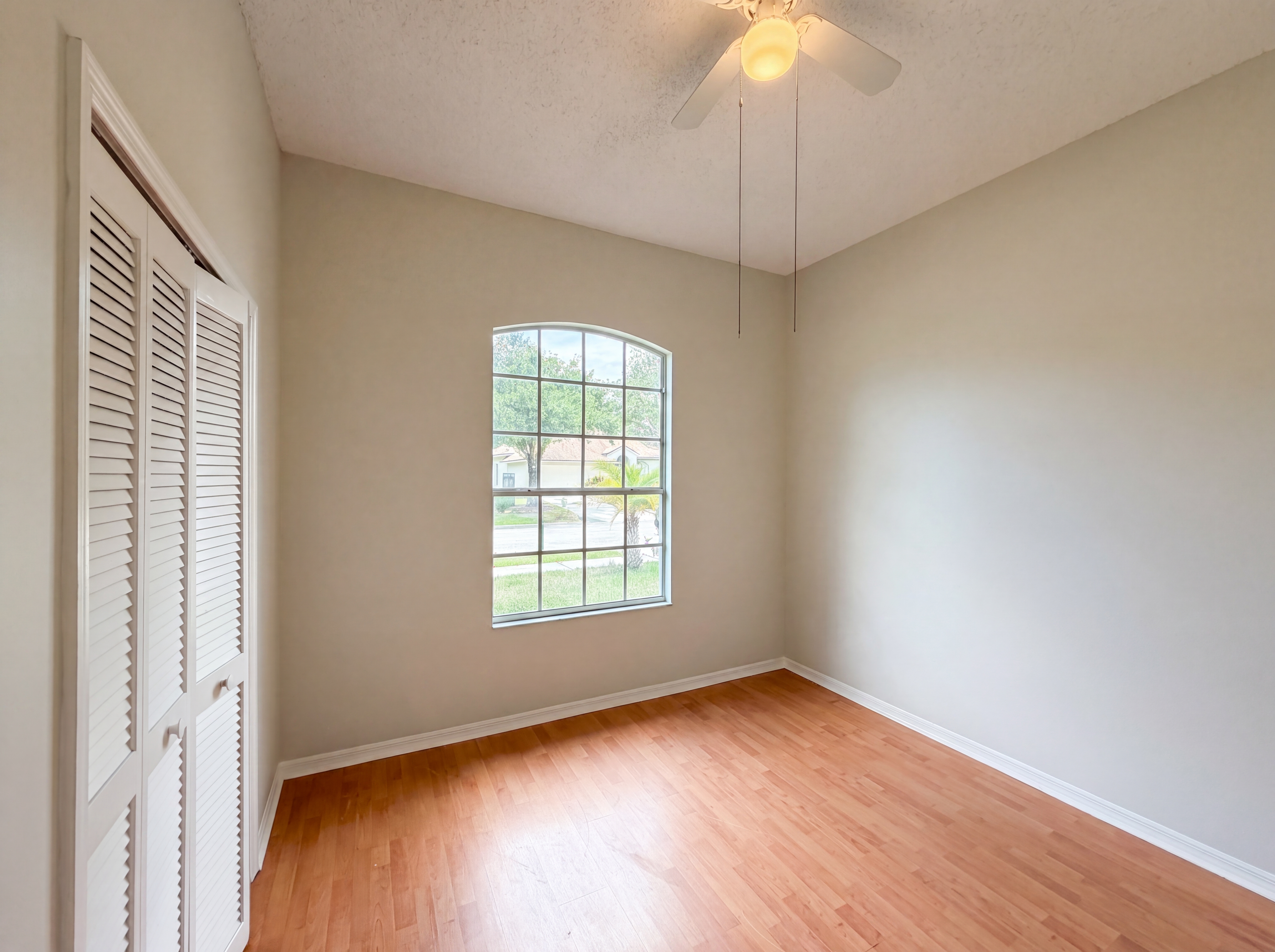 Photo 15 of 22 of 5263 Clarion Oaks Dr, Orlando, FL