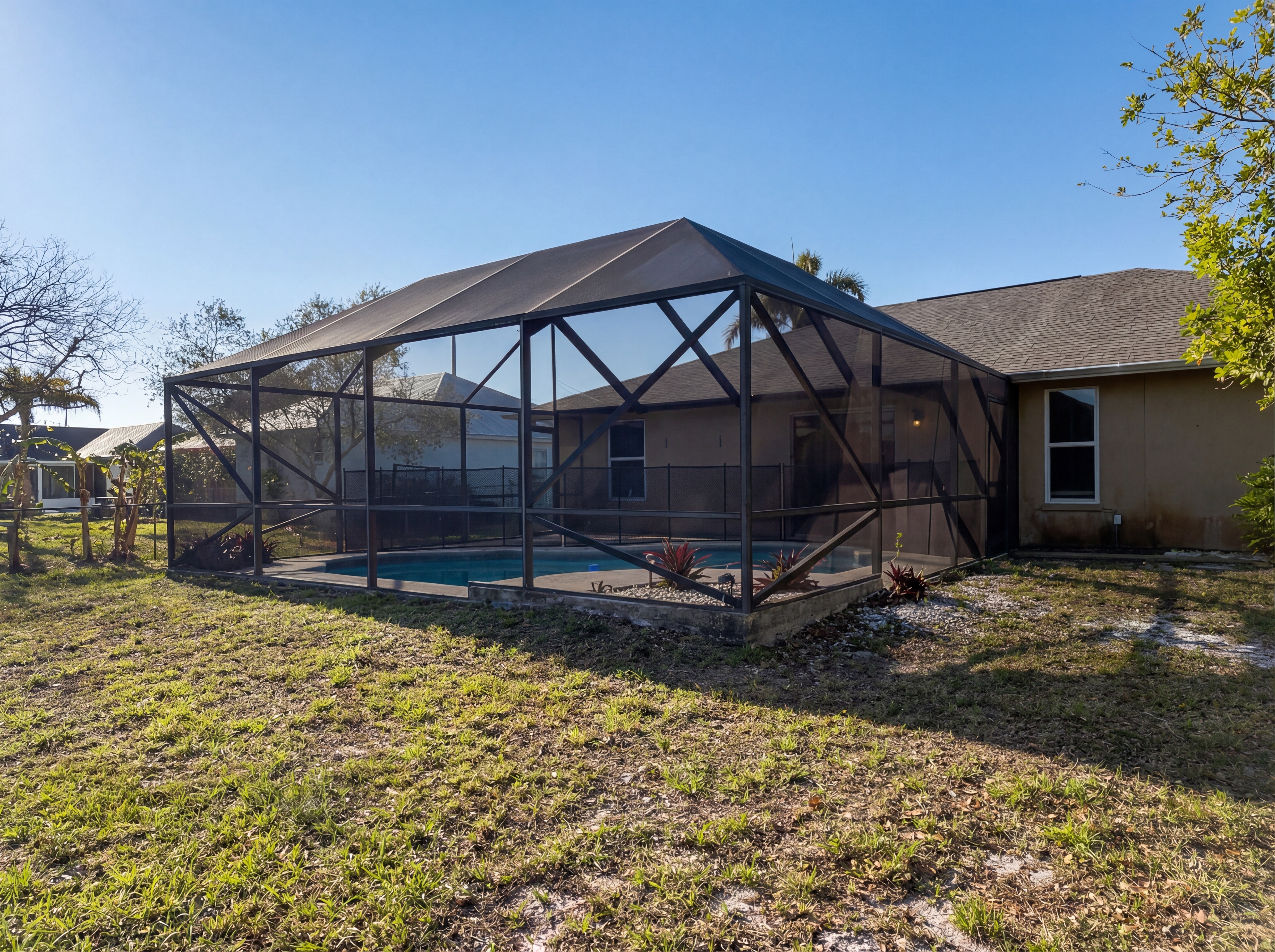 Photo 9 of 27 of 681 SW McCoy Ave, Port Saint Lucie, FL