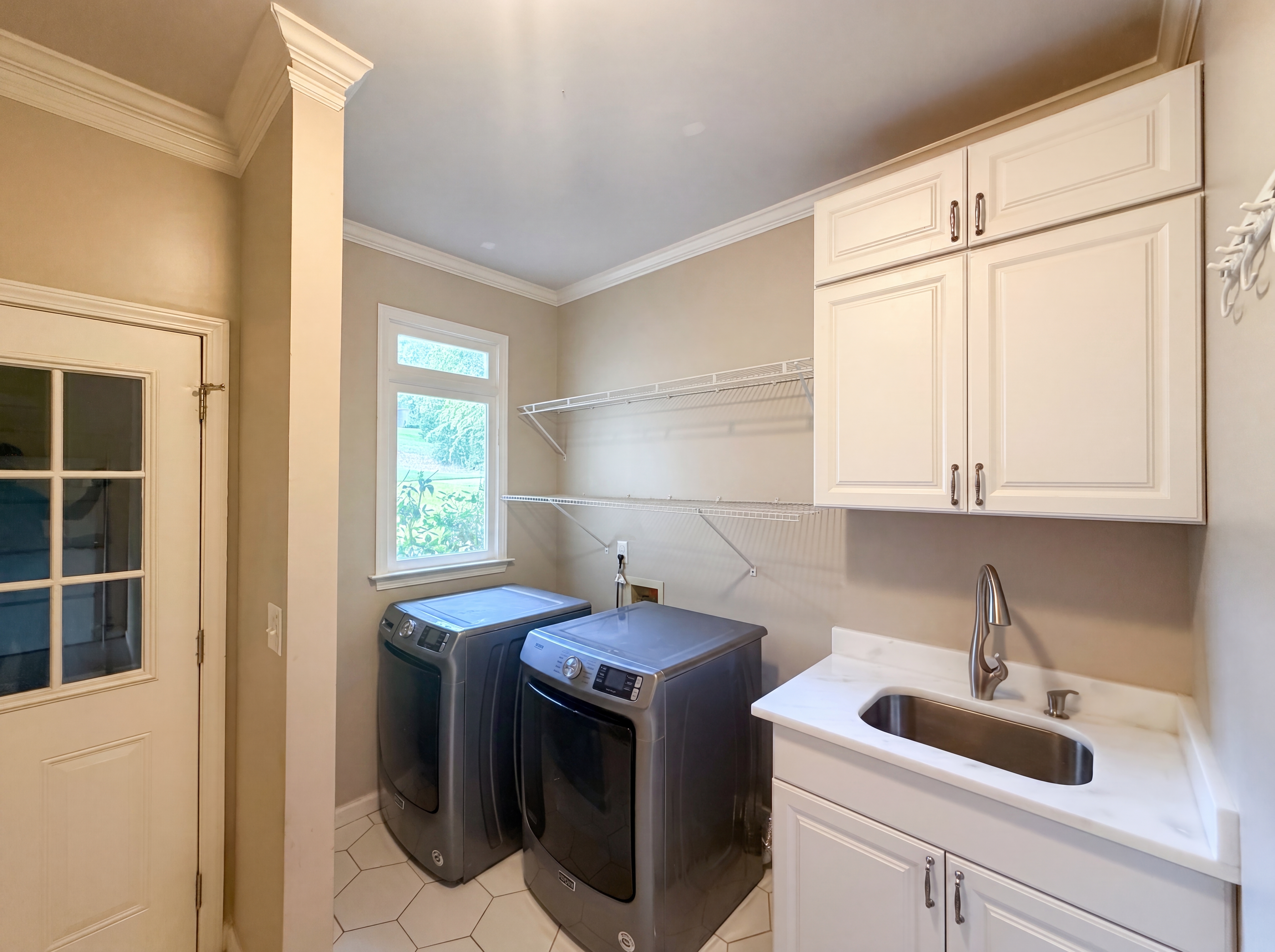 Photo 20 of 34 of 2299 Camden Dr SW, Marietta, GA
