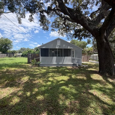 Property photo 1 of 8103 N 18th St