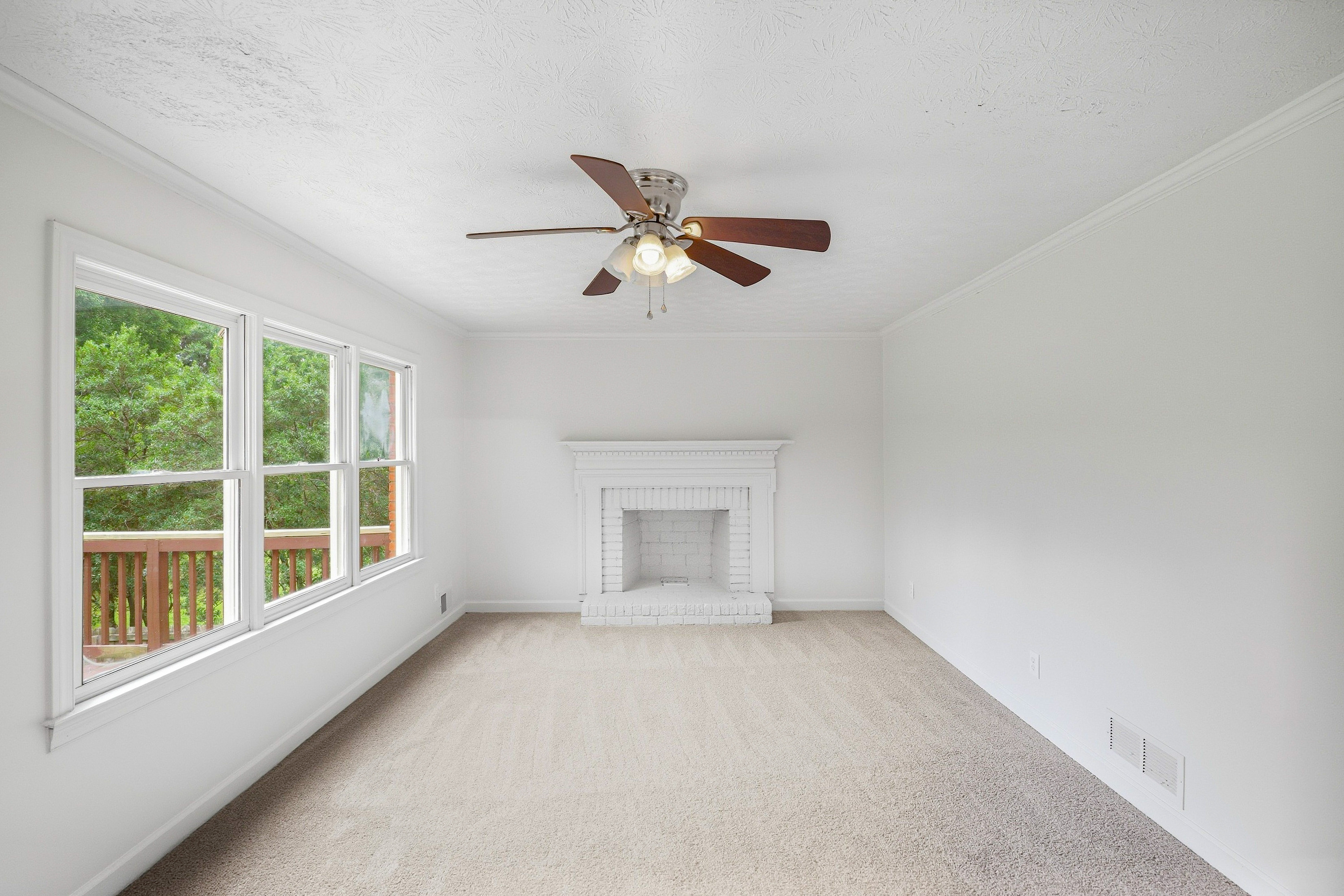 Photo 3 of 50 of 1502 Shoal Creek Dr SW, Conyers, GA