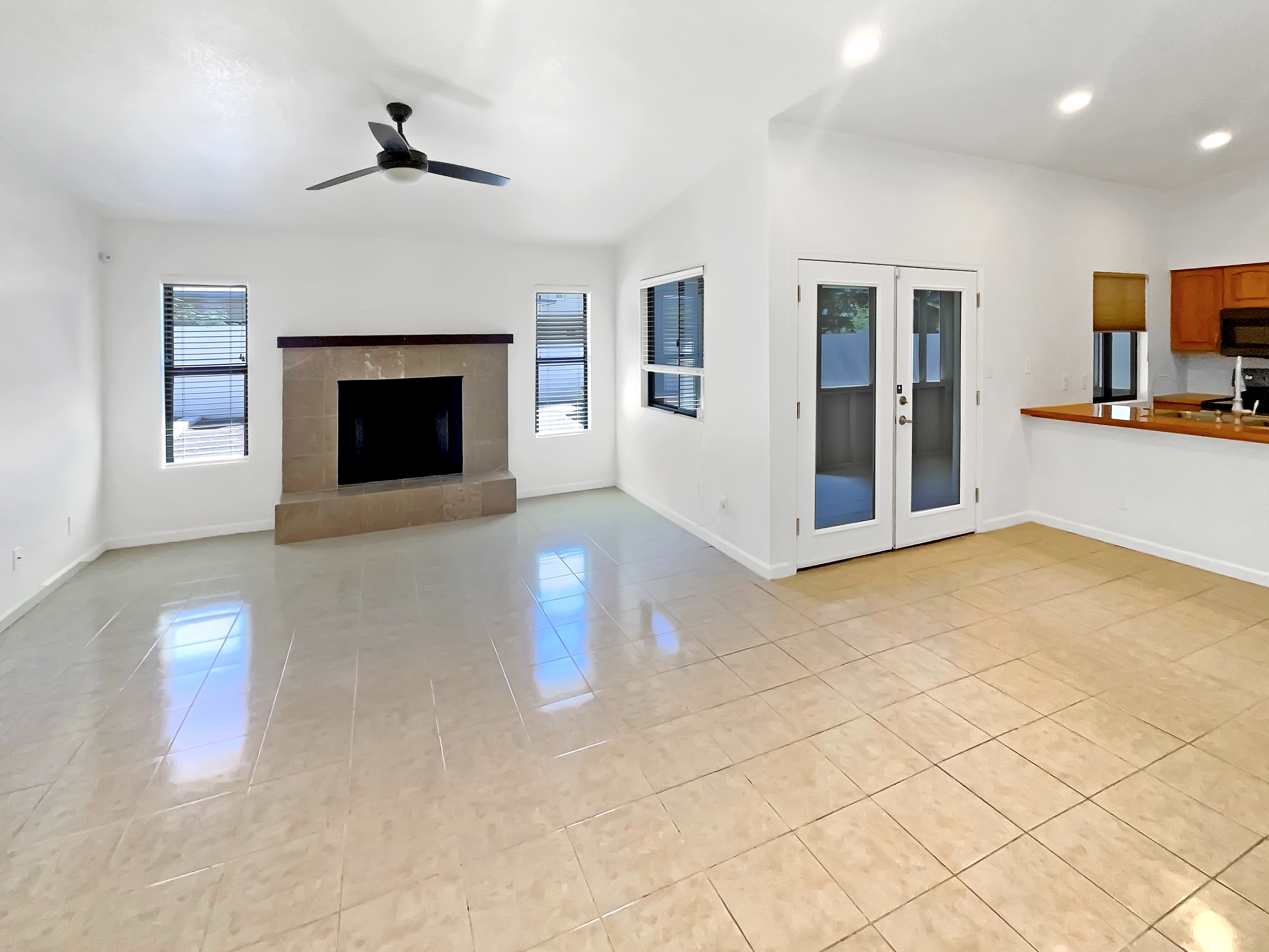 Photo 3 of 21 of 9678 N Sherbrooke St, Tucson, AZ