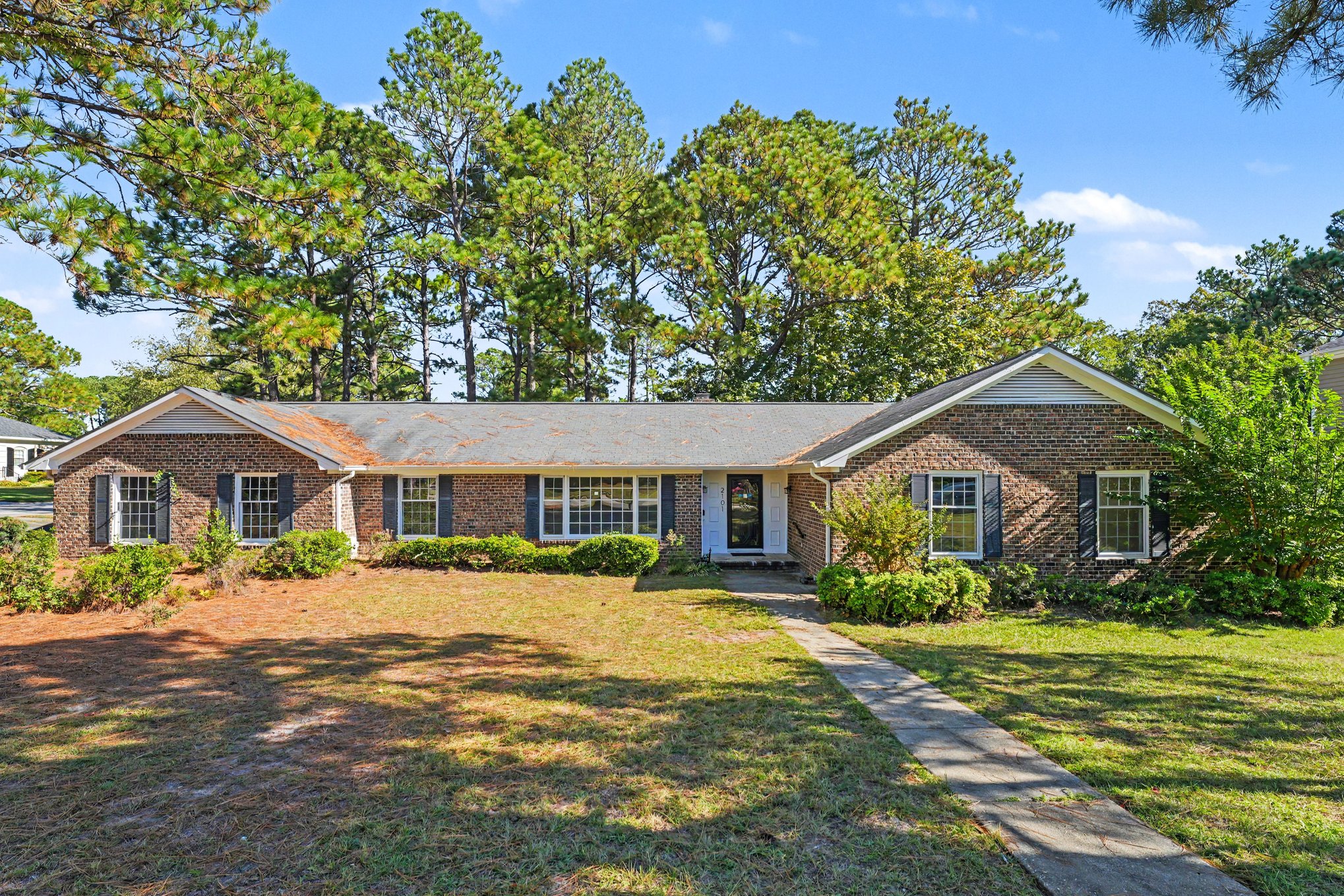 Photo 1 of 2101 Fordham Dr