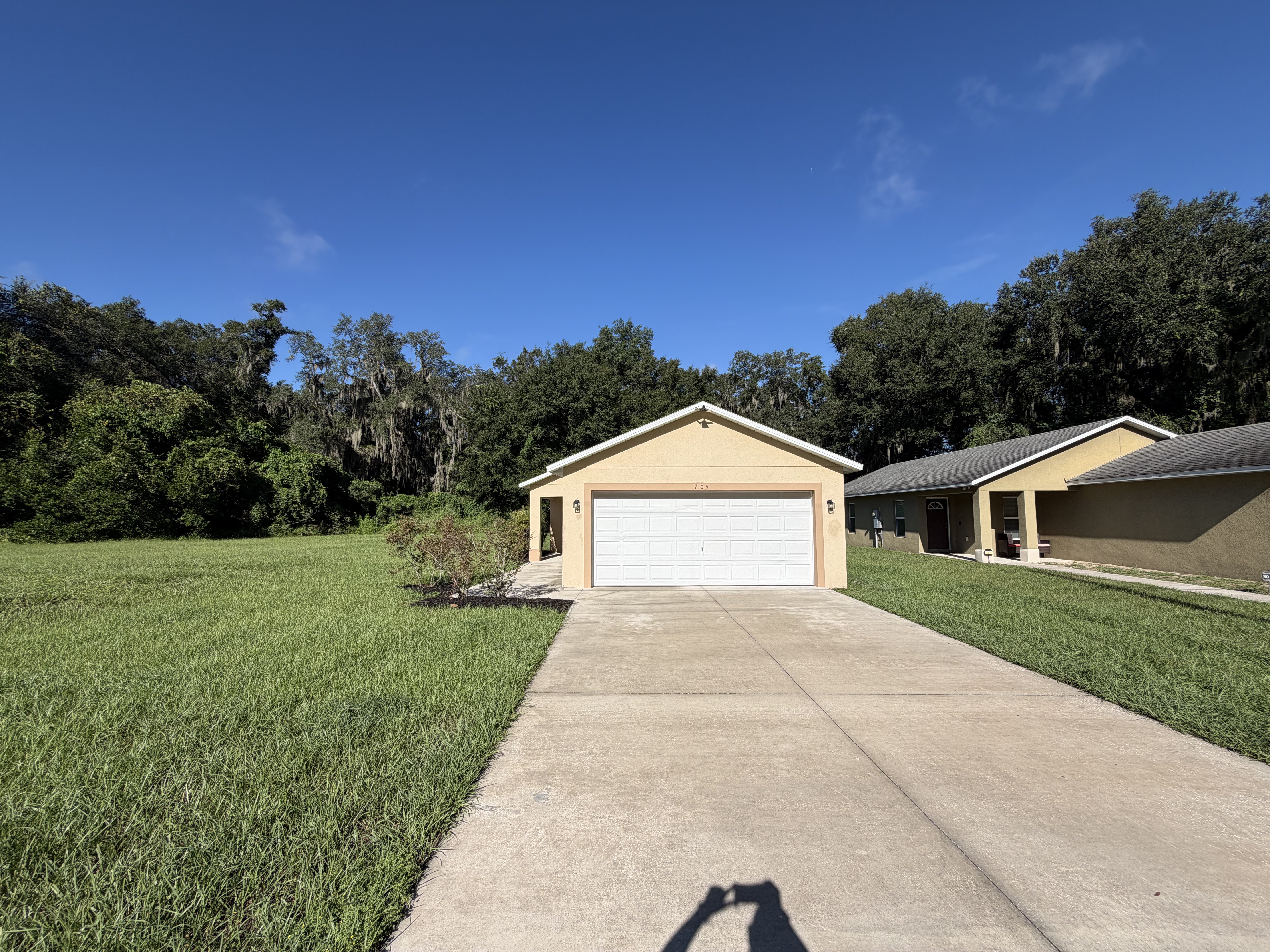 Photo 17 of 20 of 705 5th St, Wildwood, FL