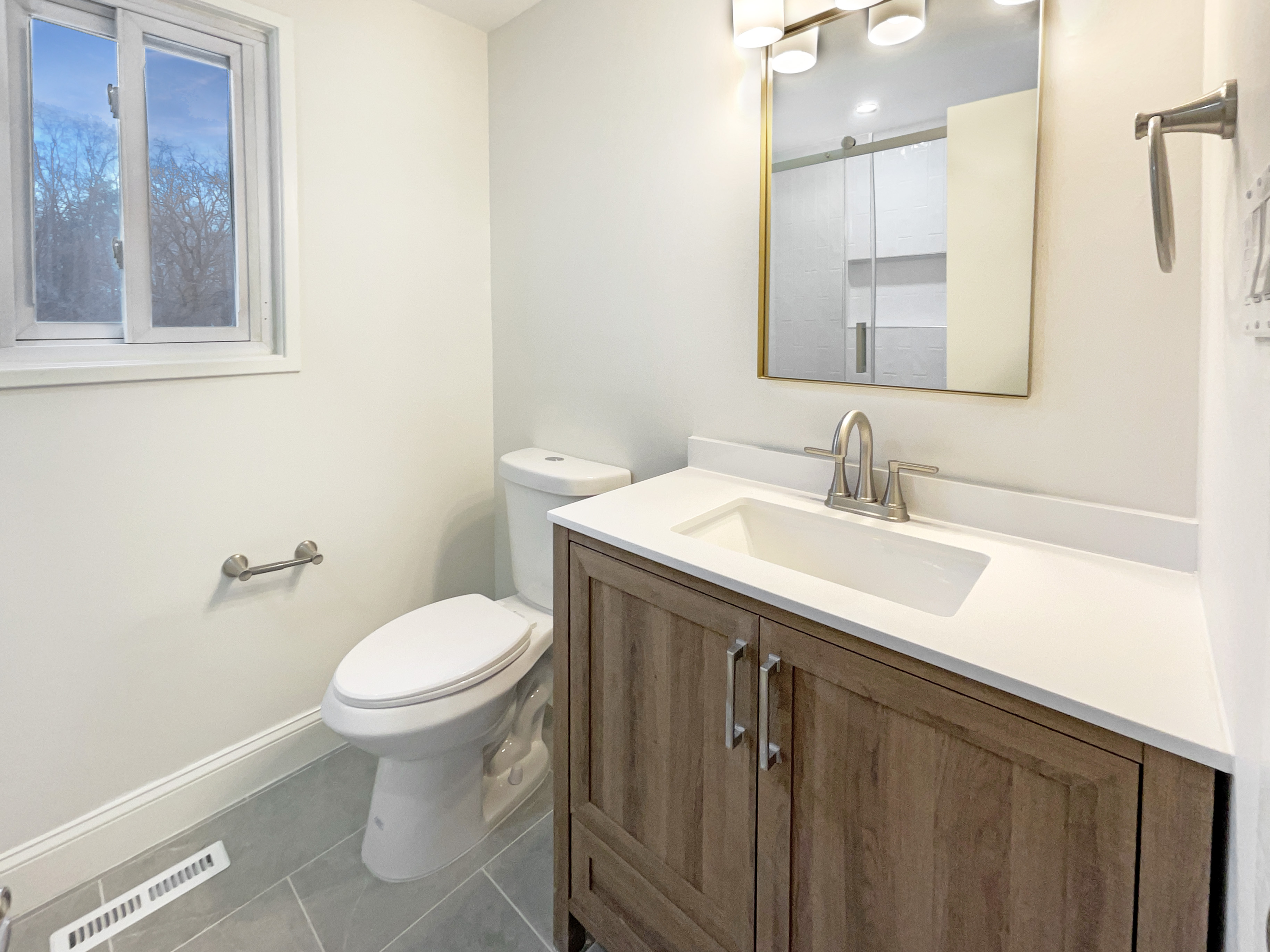 Photo 10 of 23 of 10103 Meredith Ave, Silver Spring, MD