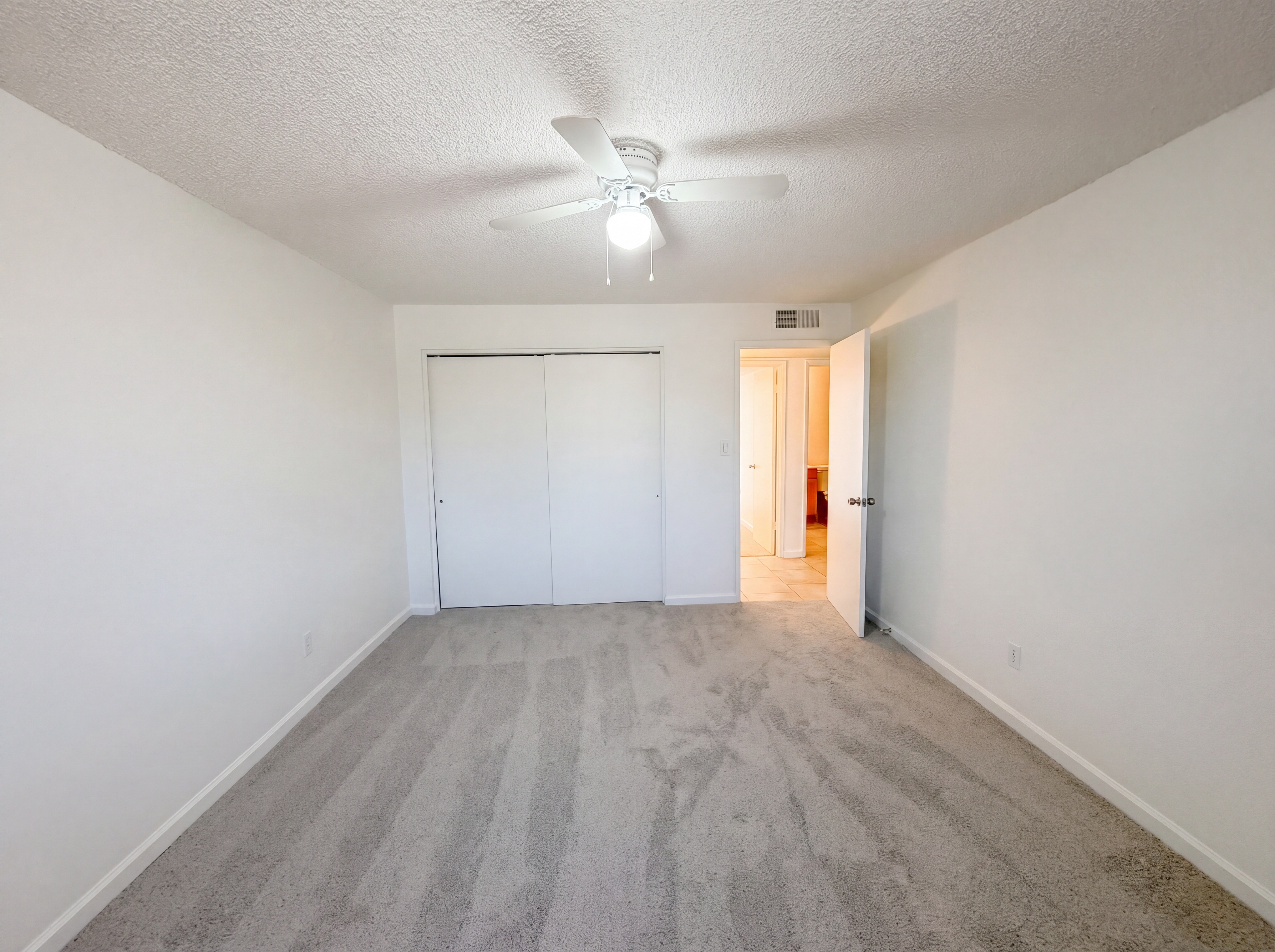 Photo 22 of 32 of 8107 W Meadowbrook Ave, Phoenix, AZ