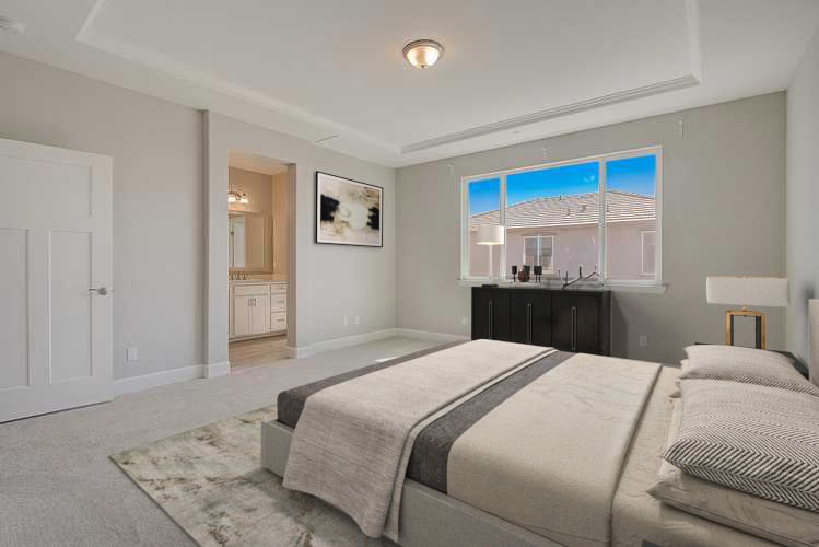 Photo 2 of 30 - 1914 Herrera Dr, Woodland, CA 95776