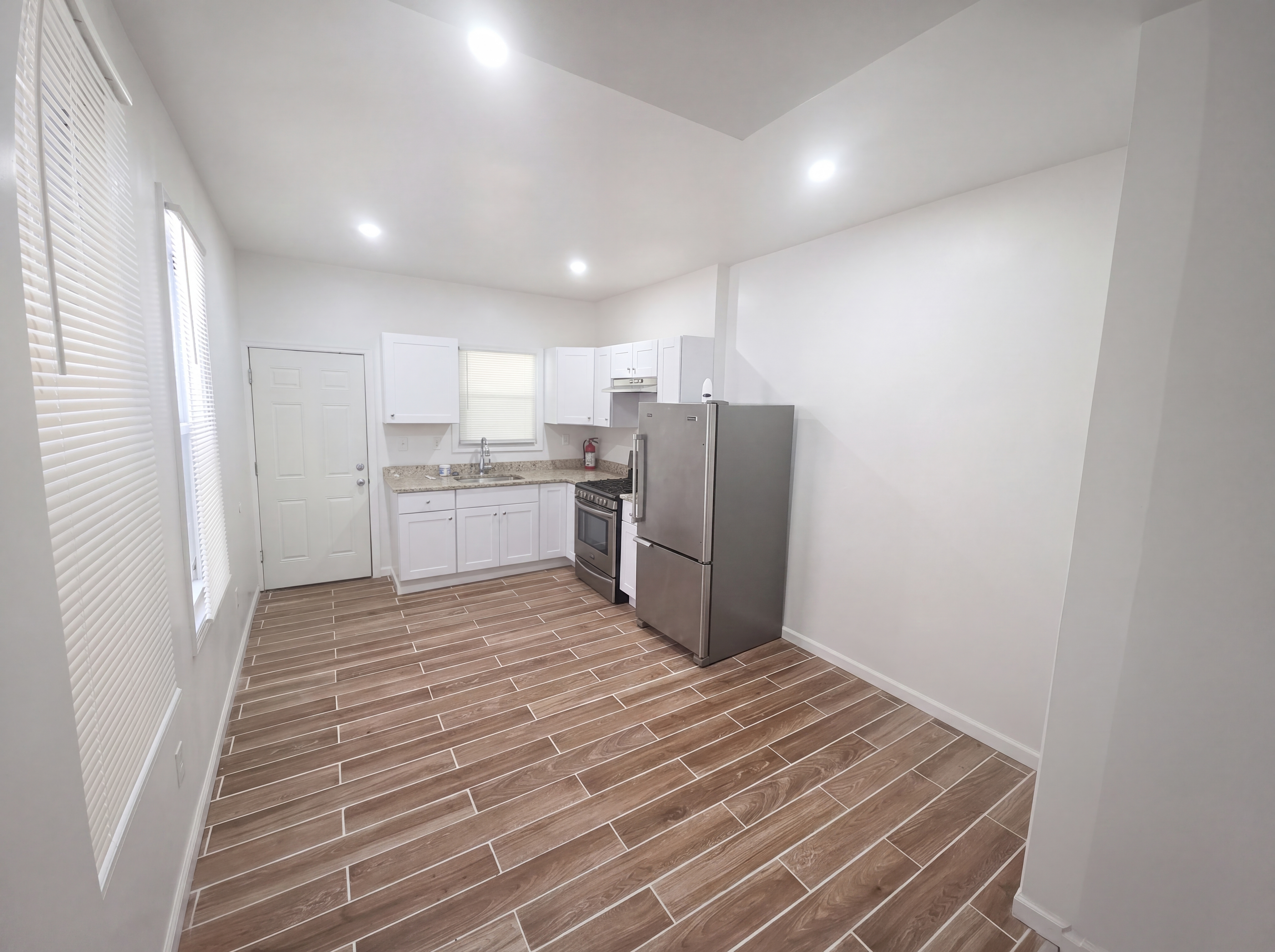 Photo 9 of 19 of 1167 Lansdowne Ave, Camden, NJ