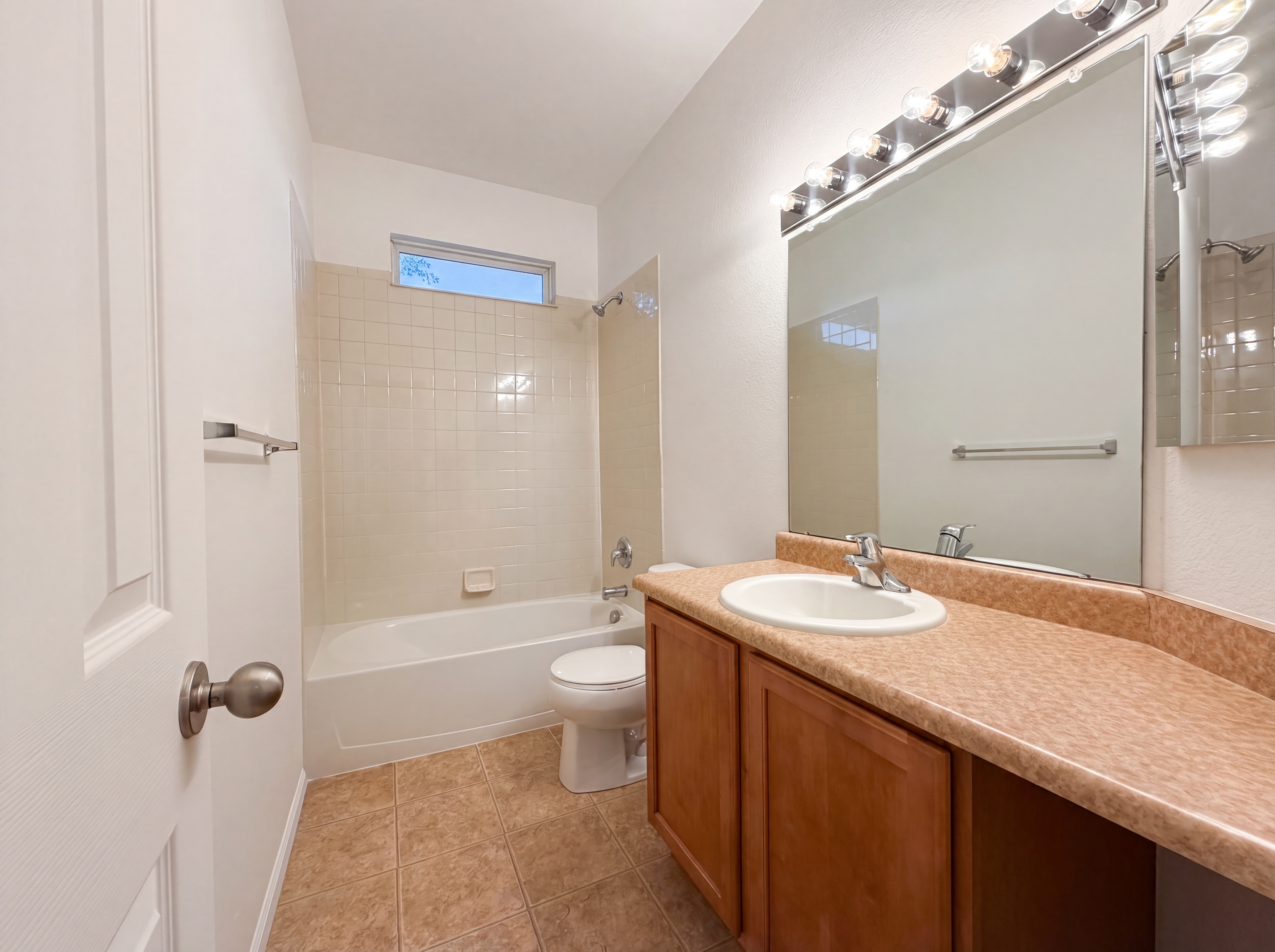 Photo 18 of 42 of 10184 Ferncrest St, Firestone, CO