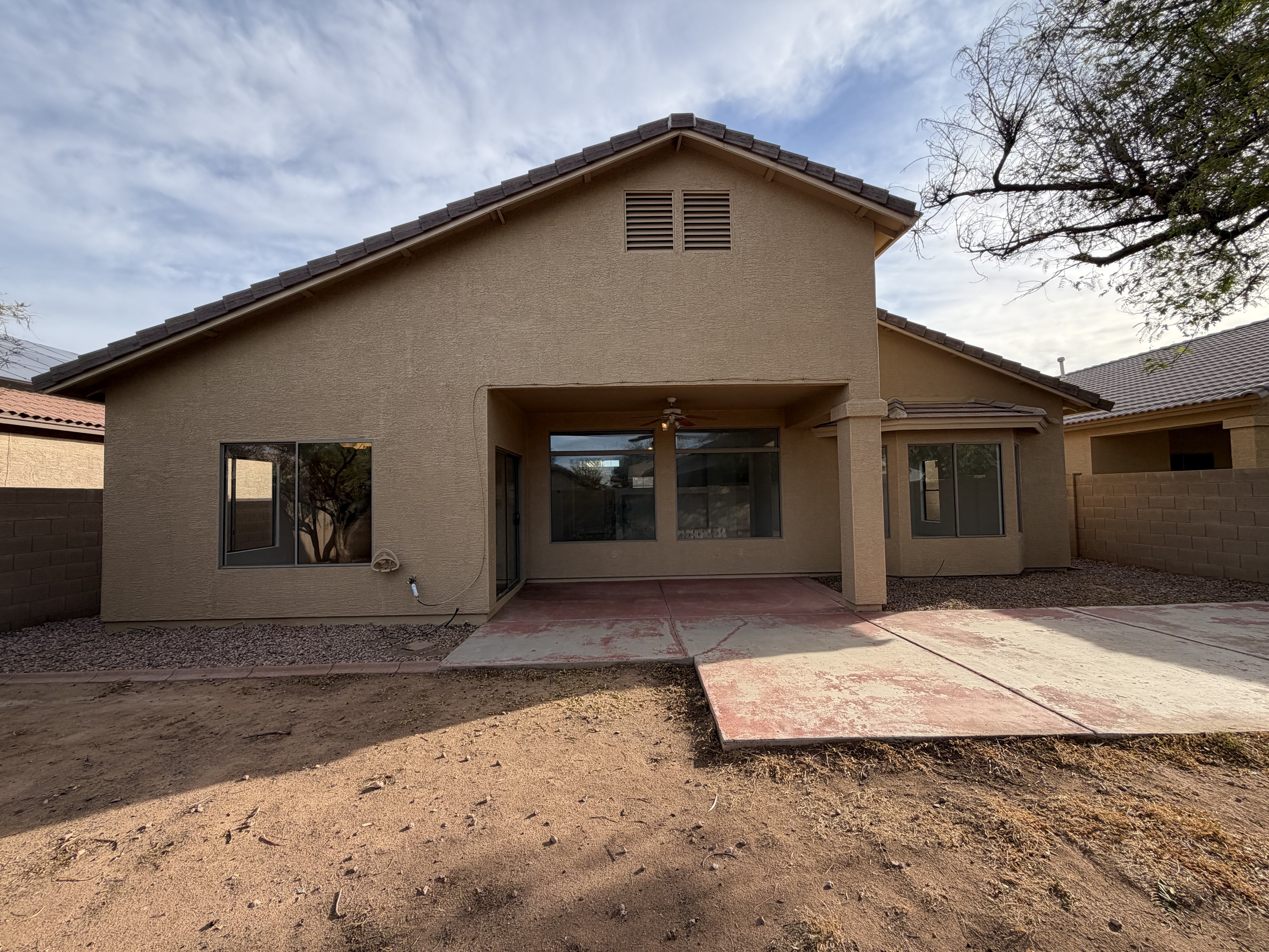 Photo 5 of 24 of 12846 W Rosewood Dr, El Mirage, AZ
