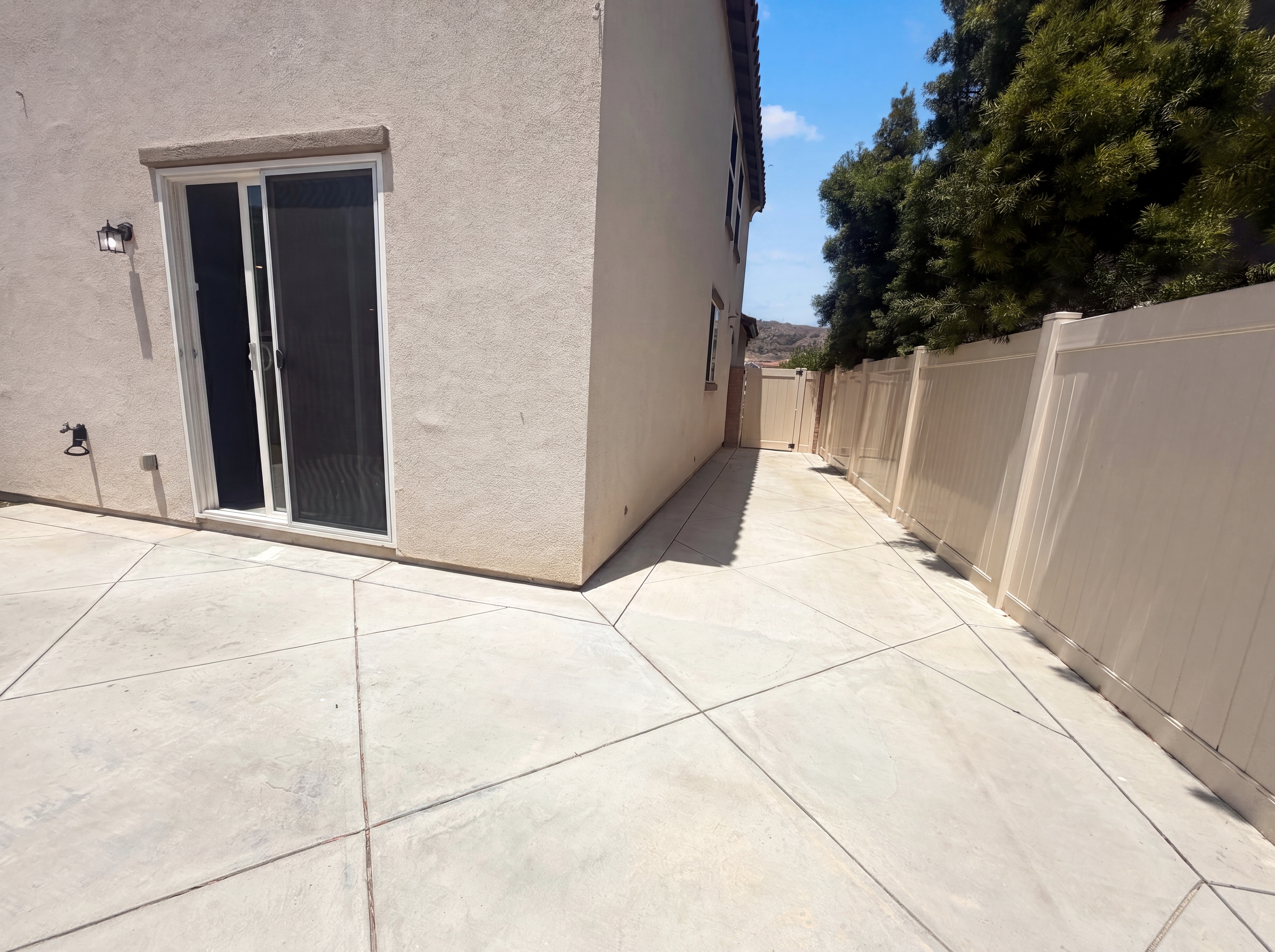 Photo 23 of 24 of 383 Eureka Dr, Santa Paula, CA
