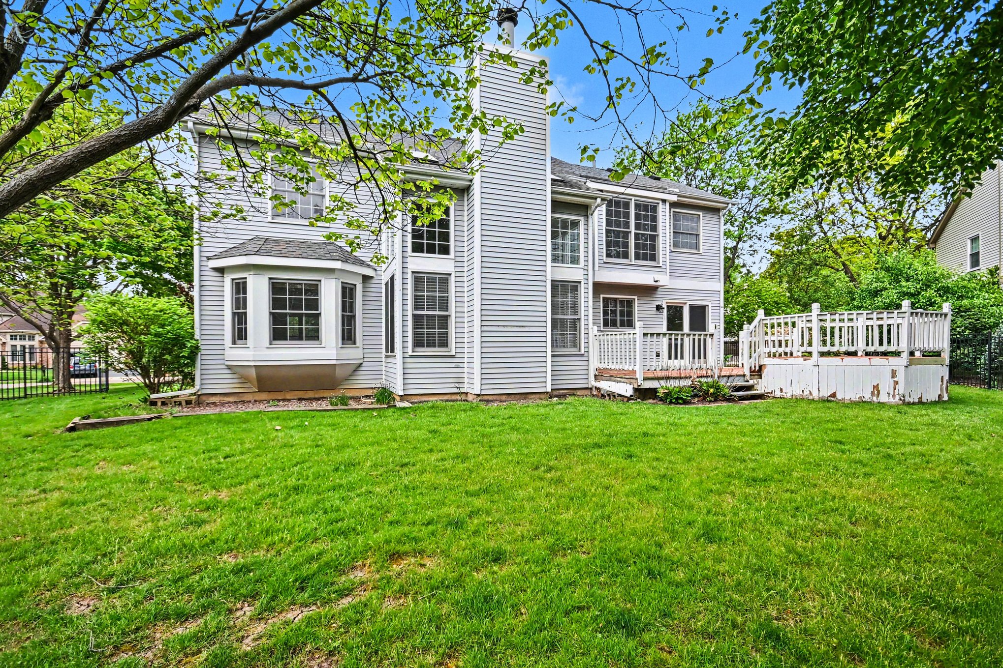 Photo 5 of 28 of 865 Warwick Ln, Lake Zurich, IL