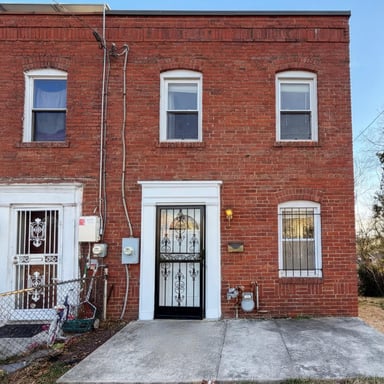 Property photo 1 of 701 Atlantic St SE