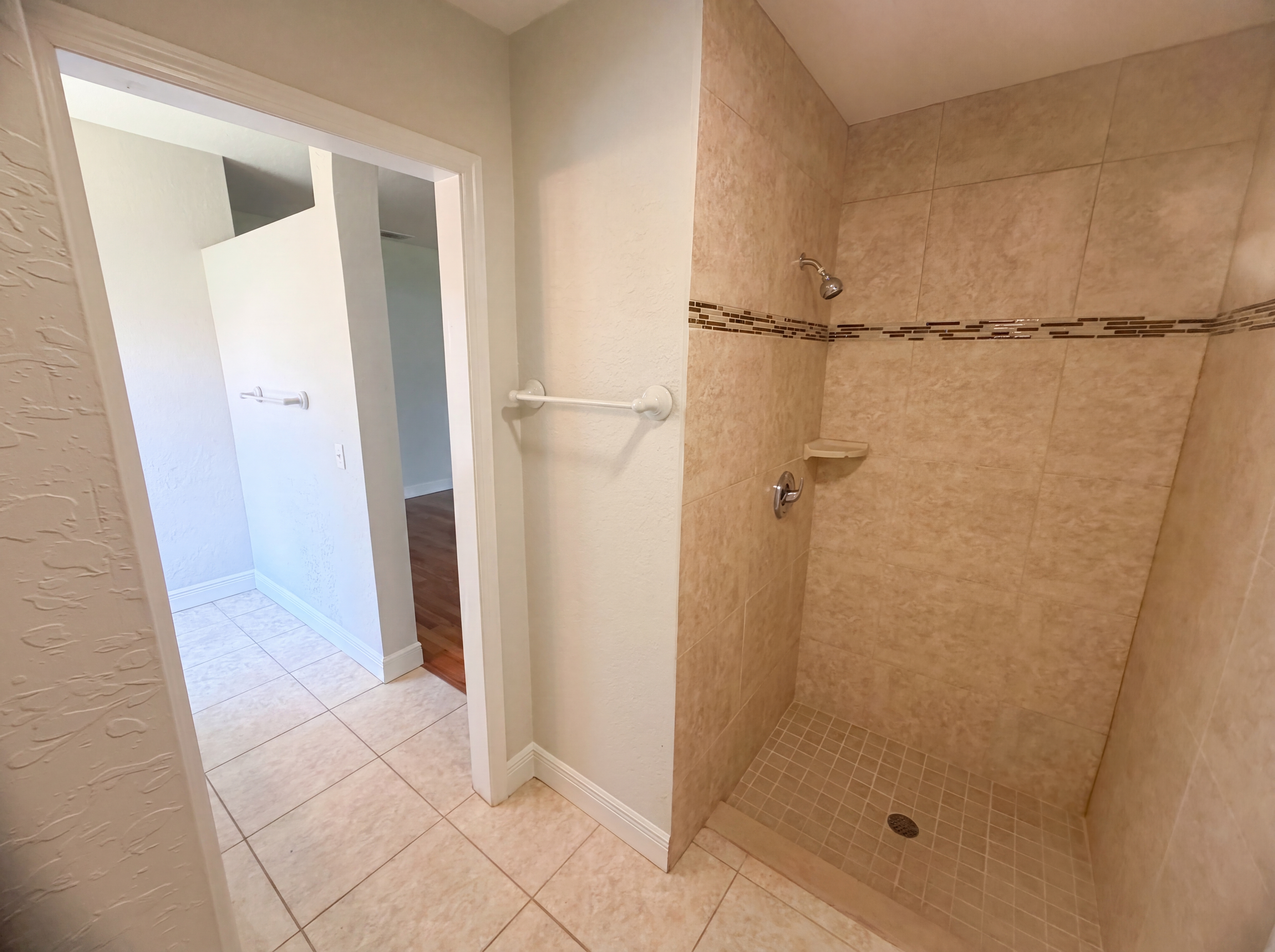 Photo 18 of 45 of 2385 SW Neal Rd, Port Saint Lucie, FL