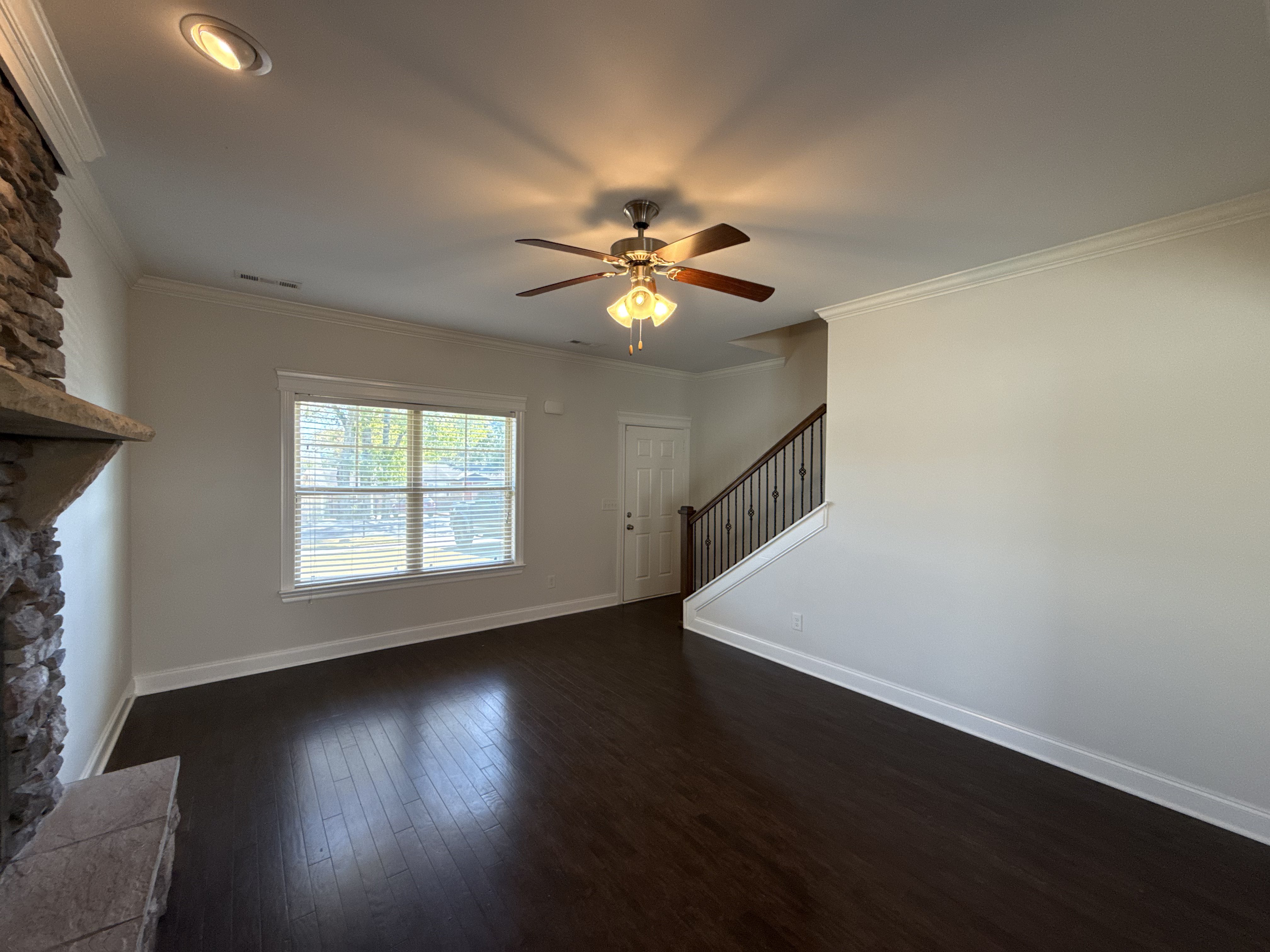 Photo 9 of 31 of 576 Green Ln, Whites Creek, TN